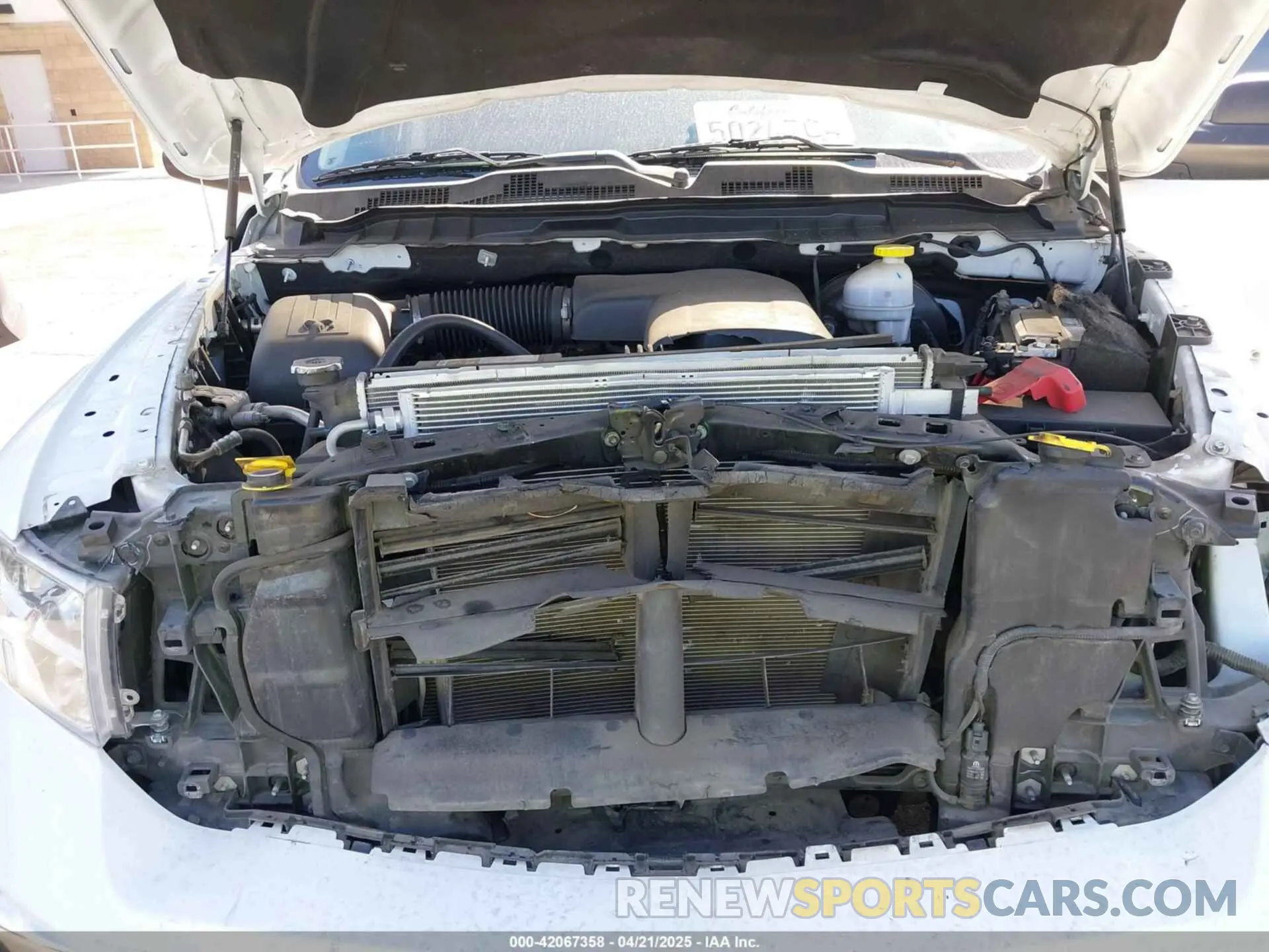 10 Photograph of a damaged car 3C6RR6KG2MG670300 RAM 1500 CLASSIC 2021