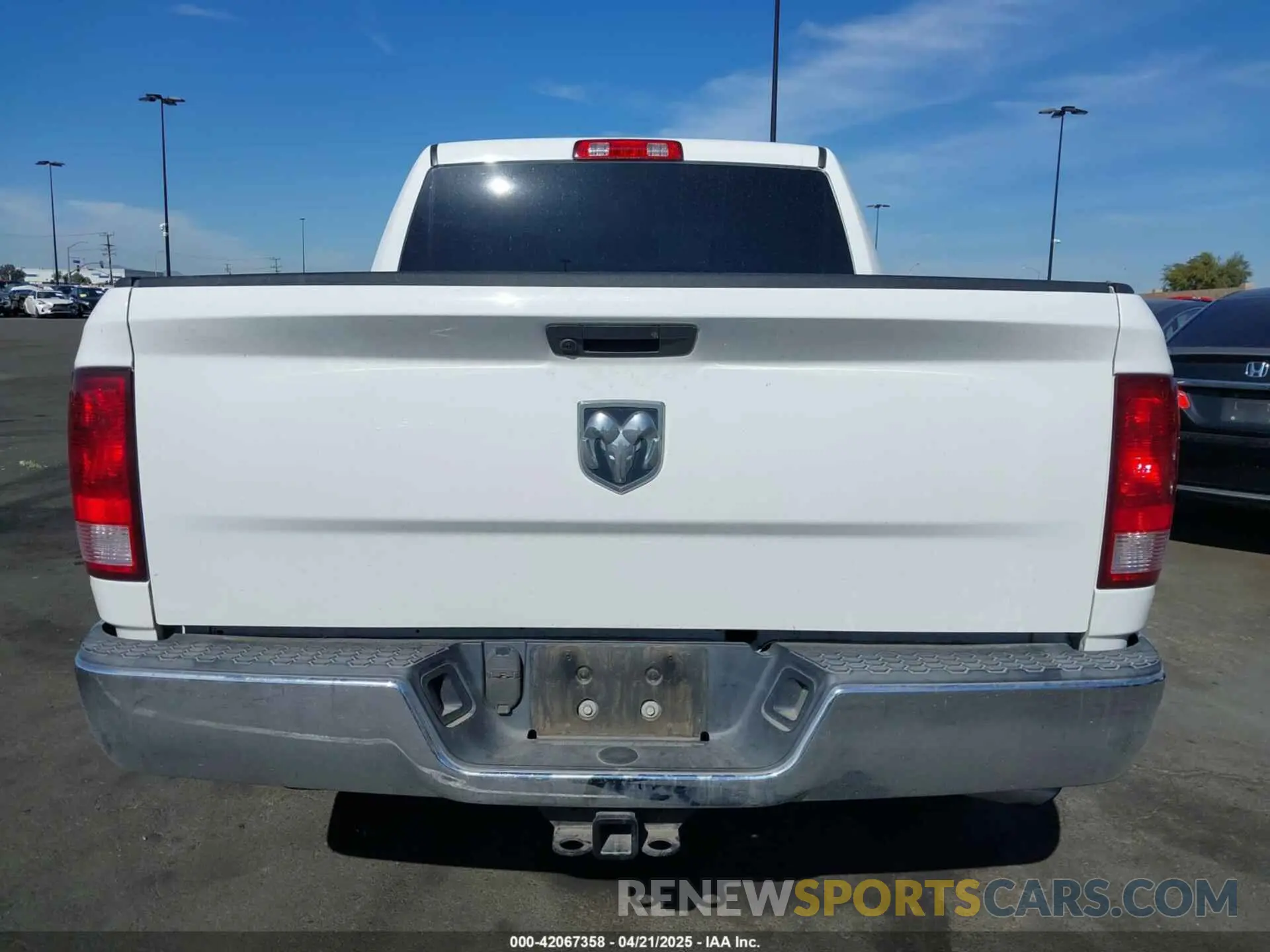 17 Photograph of a damaged car 3C6RR6KG2MG670300 RAM 1500 CLASSIC 2021