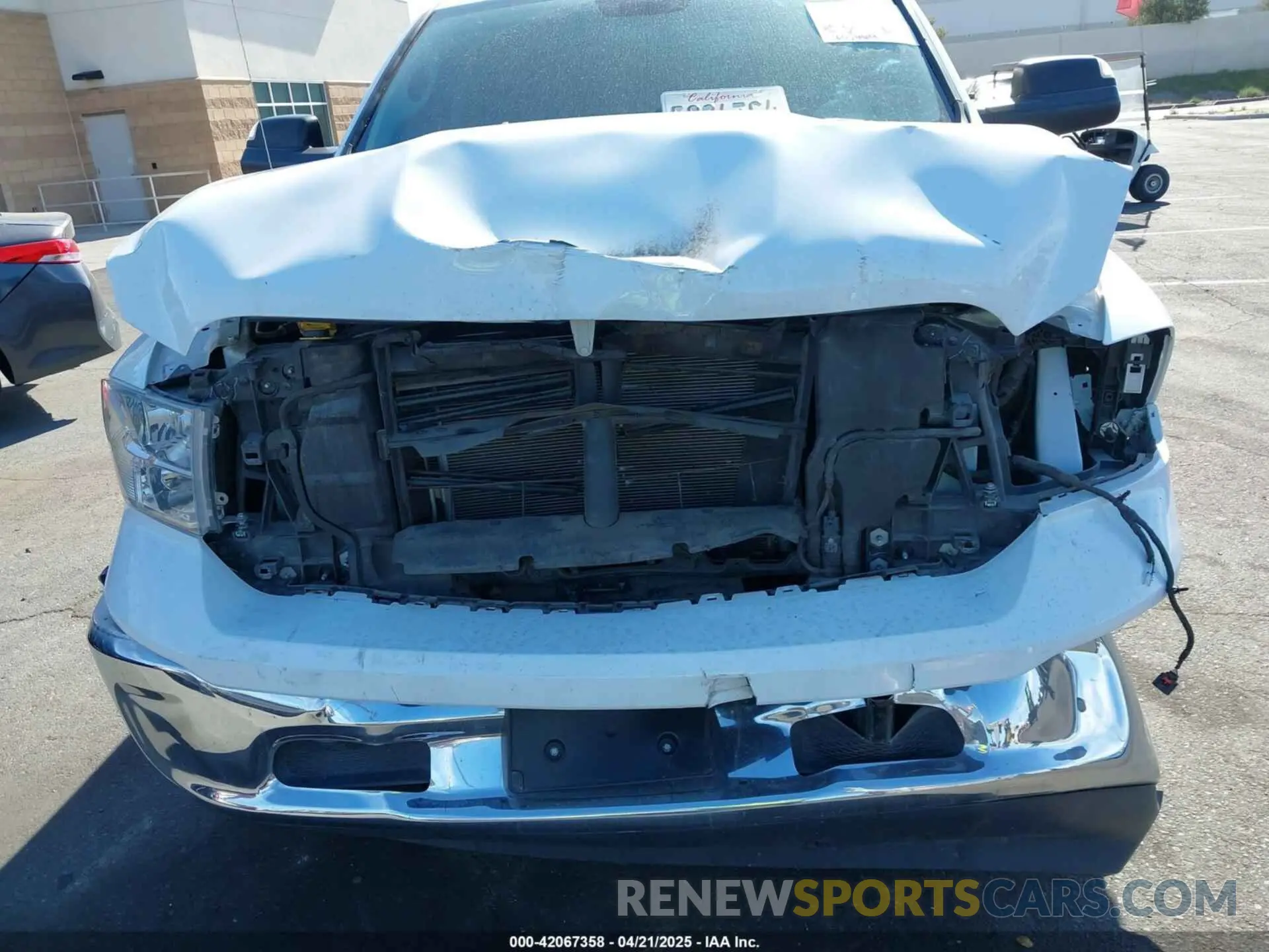 6 Photograph of a damaged car 3C6RR6KG2MG670300 RAM 1500 CLASSIC 2021