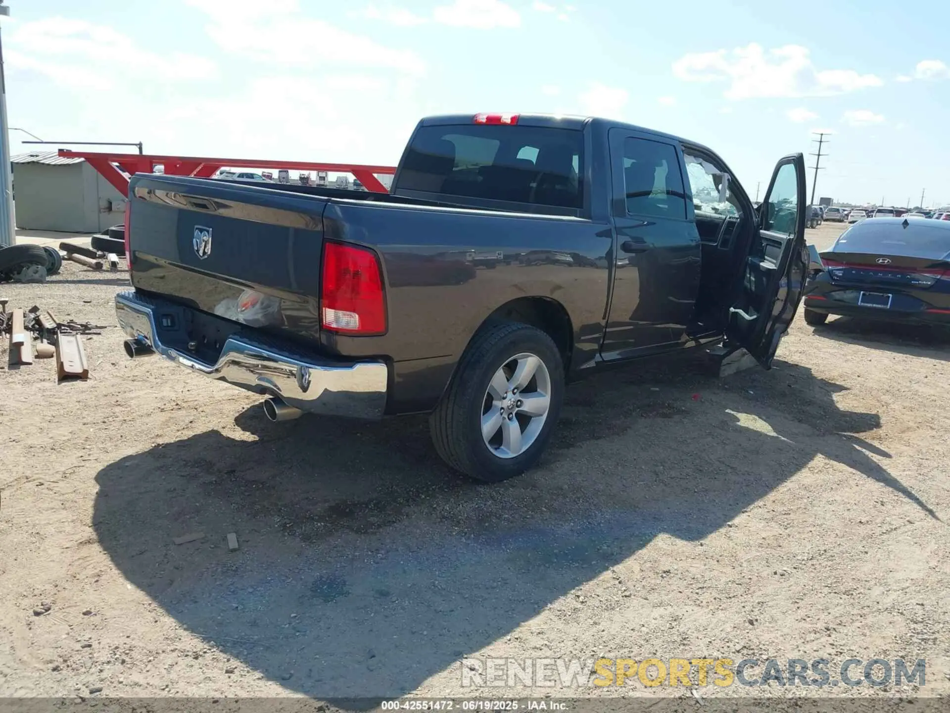 4 Photograph of a damaged car 3C6RR6KT6MG526617 RAM 1500 CLASSIC 2021