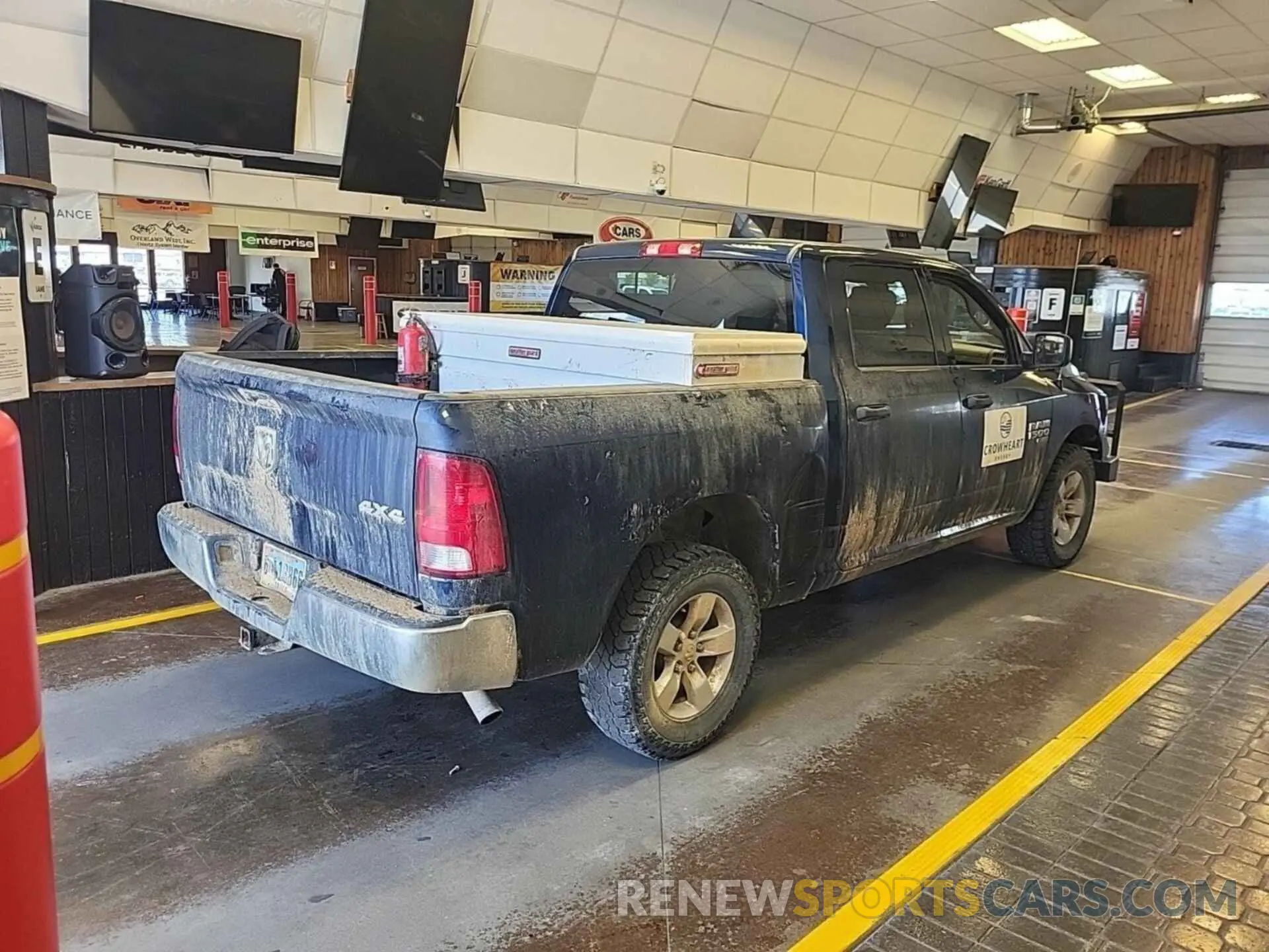 47 Photograph of a damaged car 3C6RR7KG1MG665398 RAM 1500 CLASSIC 2021