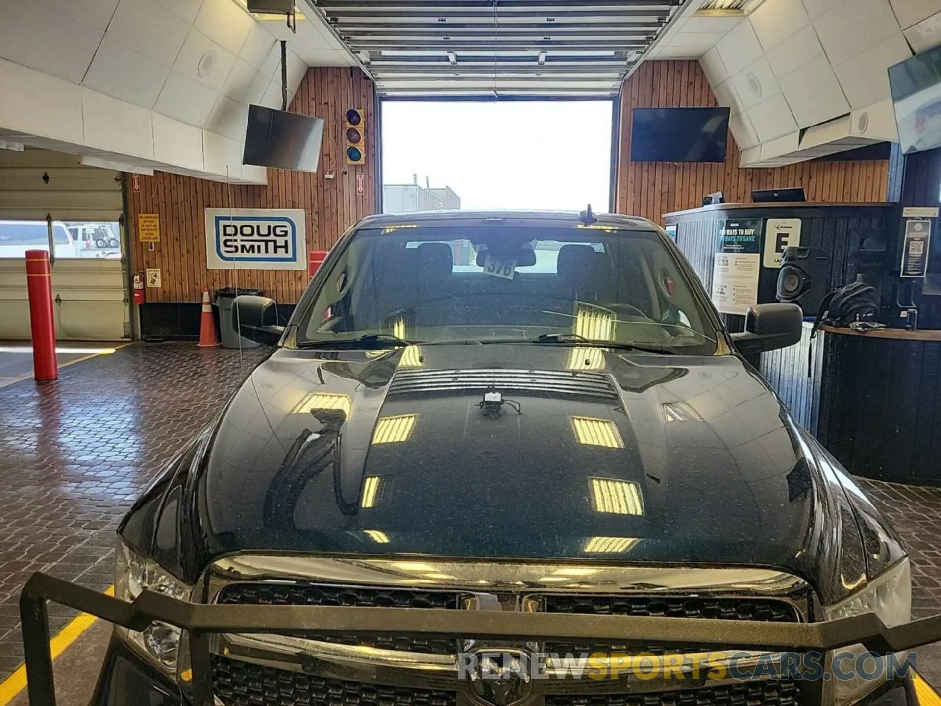 70 Photograph of a damaged car 3C6RR7KG1MG665398 RAM 1500 CLASSIC 2021