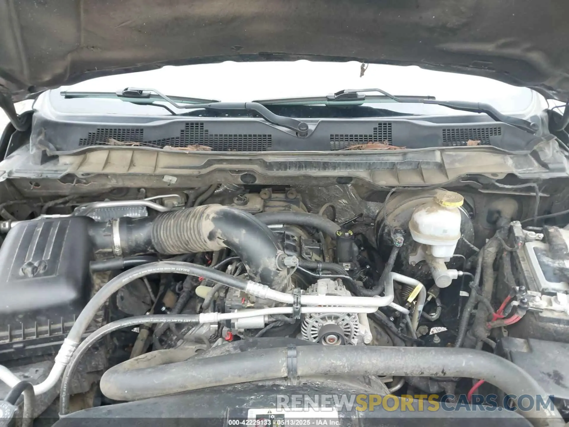10 Photograph of a damaged car 3C6RR7KT9MG709760 RAM 1500 CLASSIC 2021