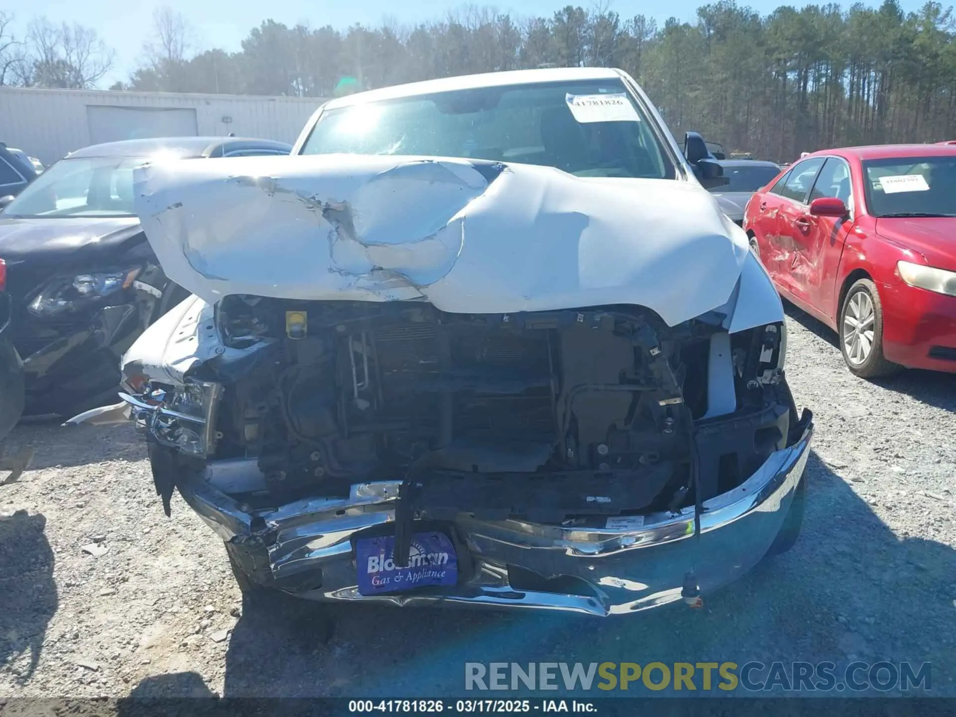 12 Photograph of a damaged car 1C6RR6FG4NS171163 RAM 1500 CLASSIC 2022