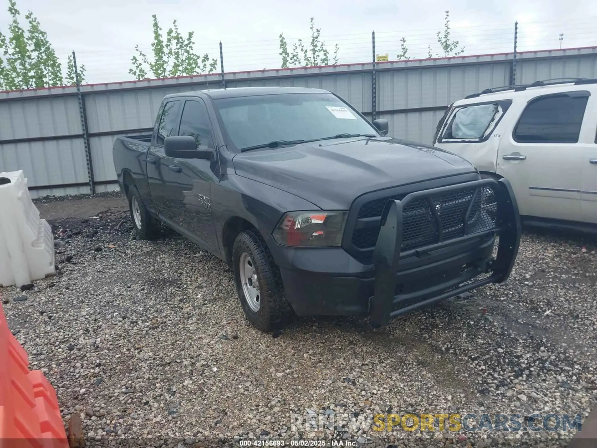 1 Photograph of a damaged car 1C6RR6FG9NS222835 RAM 1500 CLASSIC 2022