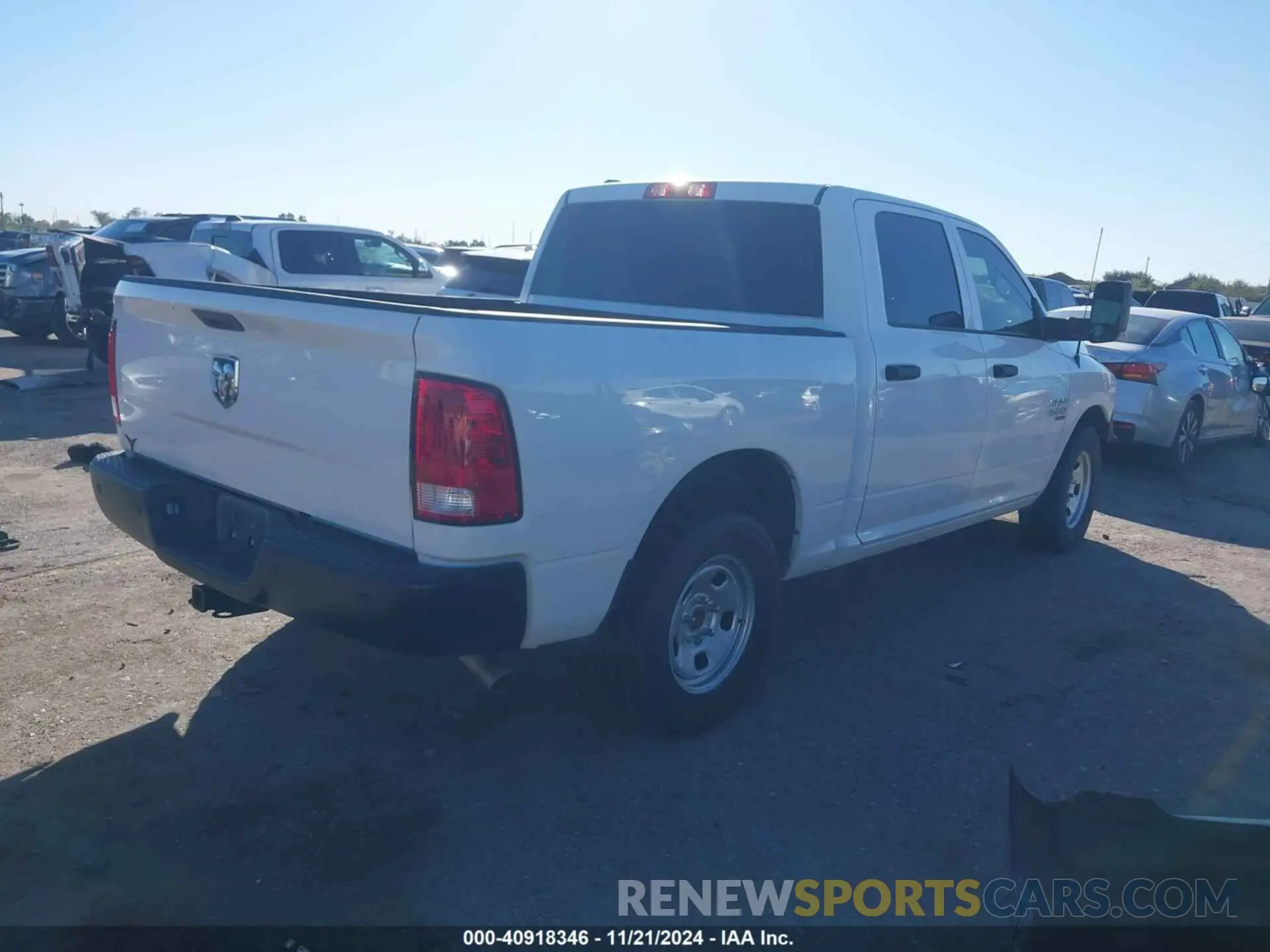 4 Photograph of a damaged car 1C6RR6KG7NS208731 RAM 1500 CLASSIC 2022