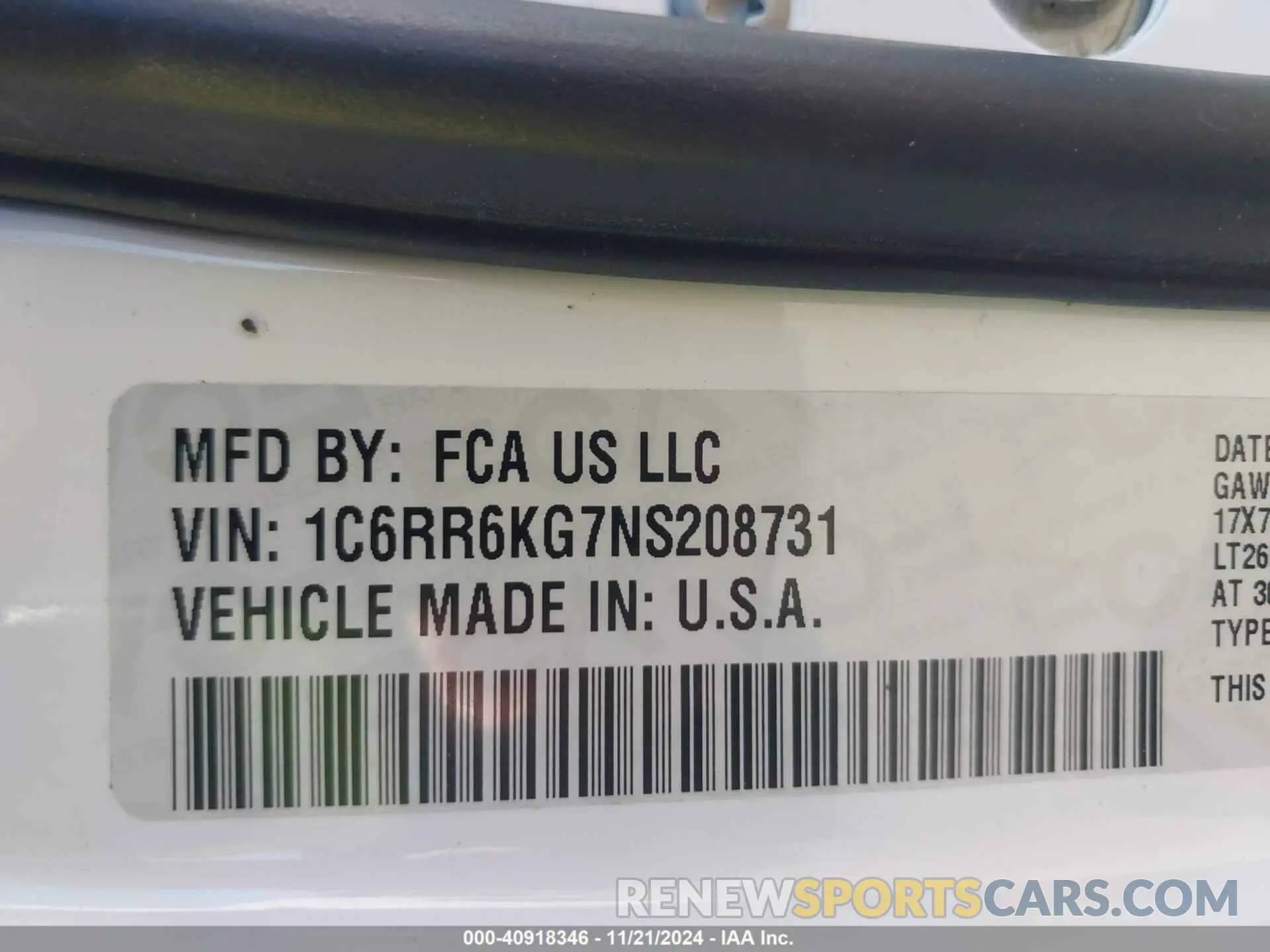 9 Photograph of a damaged car 1C6RR6KG7NS208731 RAM 1500 CLASSIC 2022