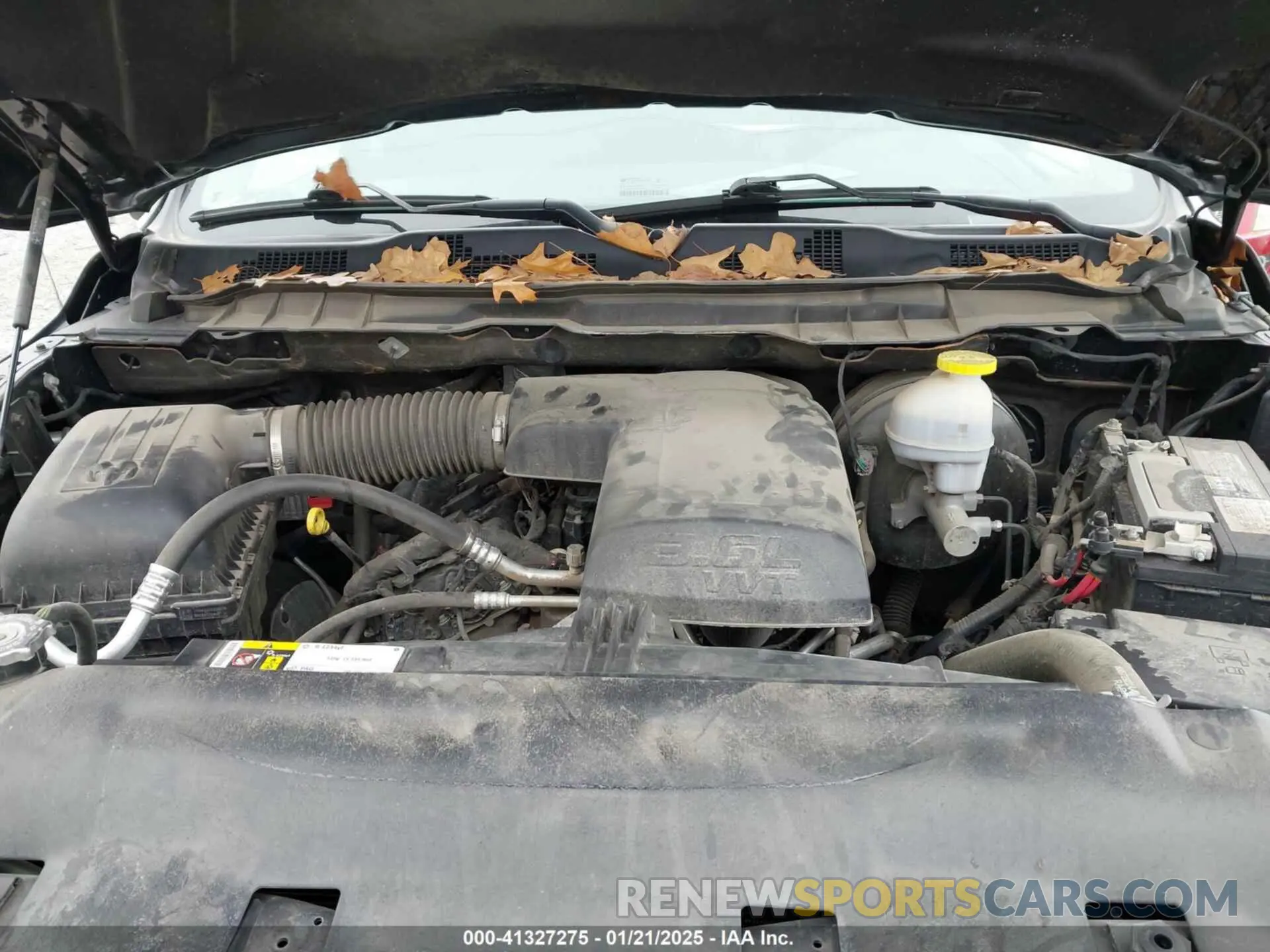 10 Photograph of a damaged car 1C6RR6LG4NS203467 RAM 1500 CLASSIC 2022