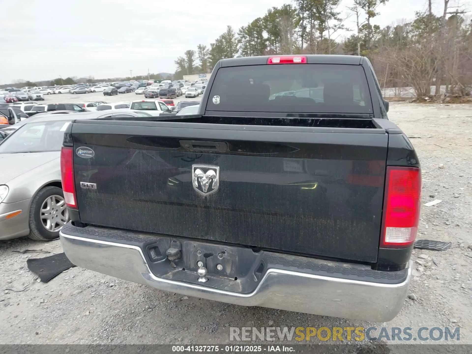 16 Photograph of a damaged car 1C6RR6LG4NS203467 RAM 1500 CLASSIC 2022