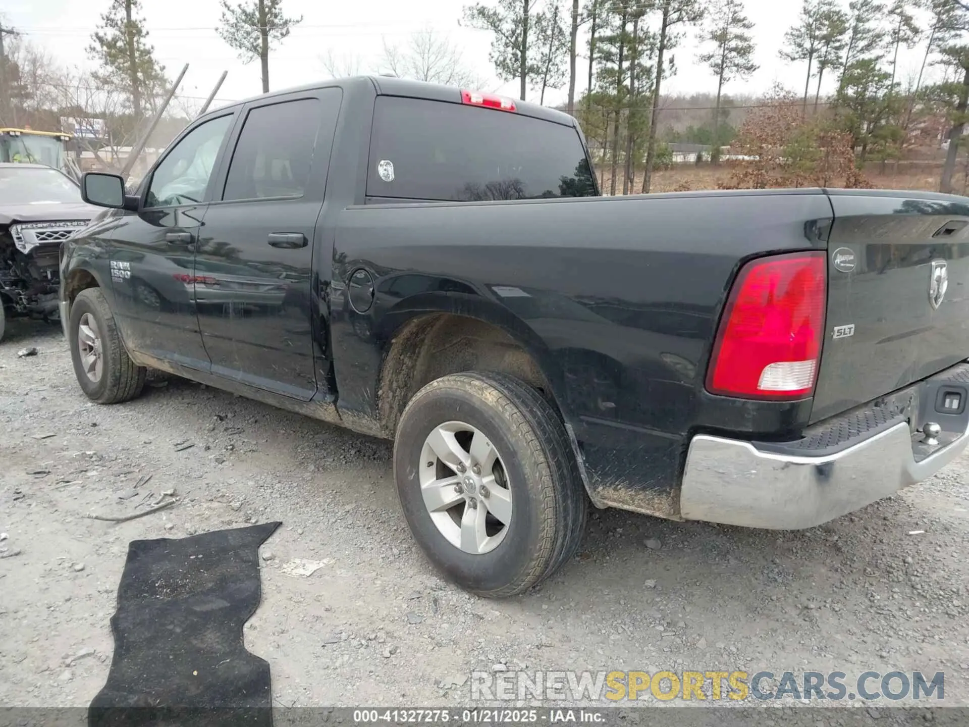 3 Photograph of a damaged car 1C6RR6LG4NS203467 RAM 1500 CLASSIC 2022