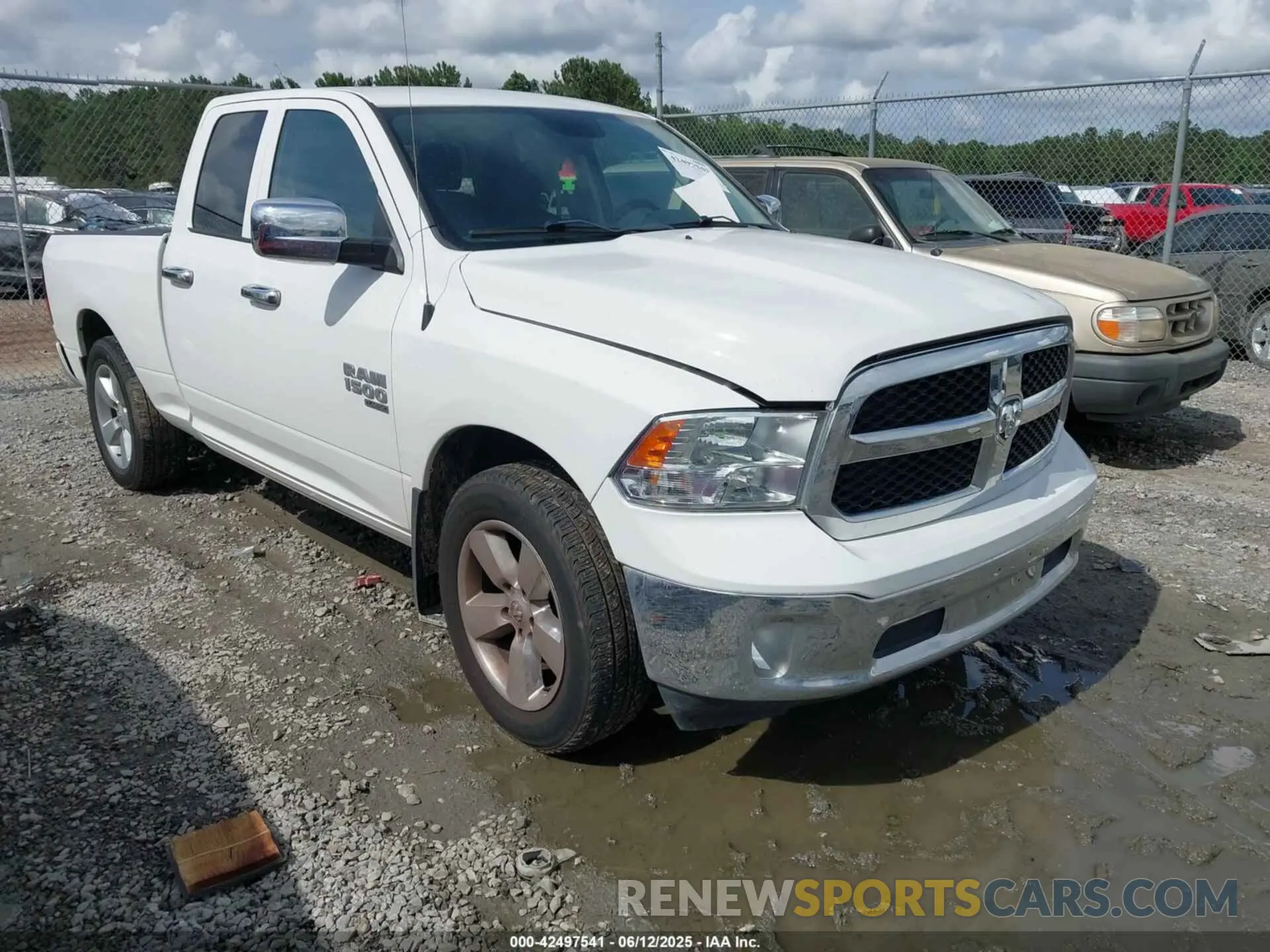 1 Photograph of a damaged car 1C6RR7FG2NS156778 RAM 1500 CLASSIC 2022