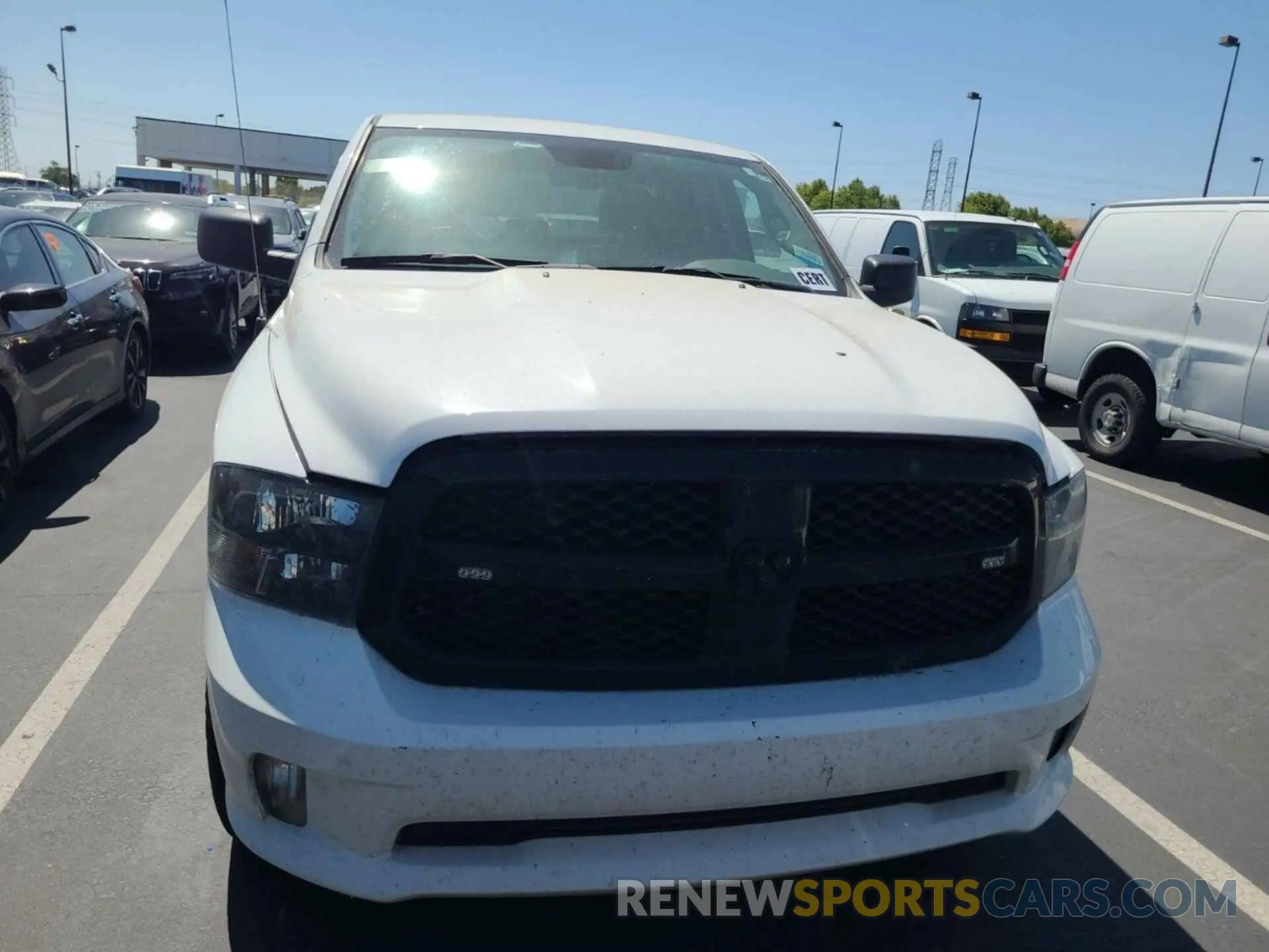 2 Photograph of a damaged car 1C6RR7FG8NS175593 RAM 1500 CLASSIC 2022