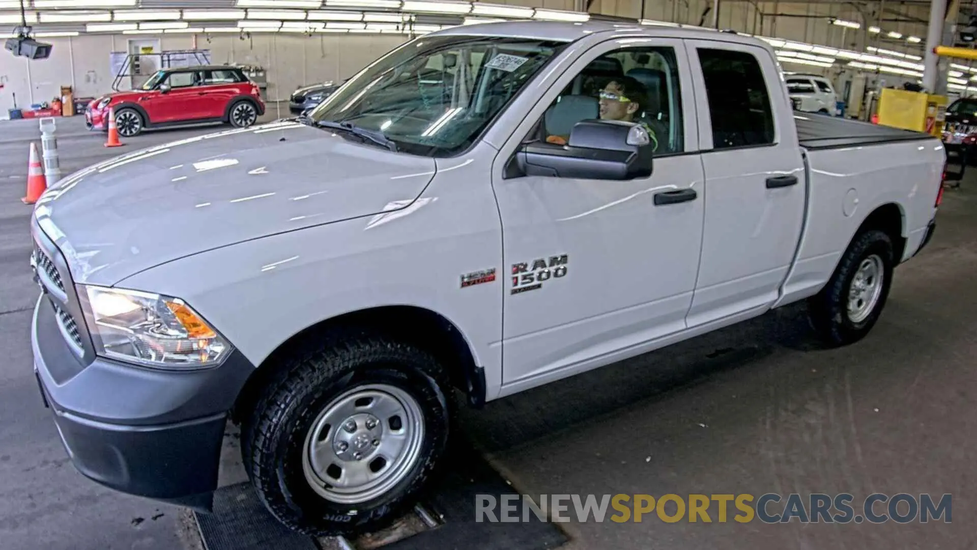 18 Photograph of a damaged car 1C6RR7FT1NS172483 RAM 1500 CLASSIC 2022