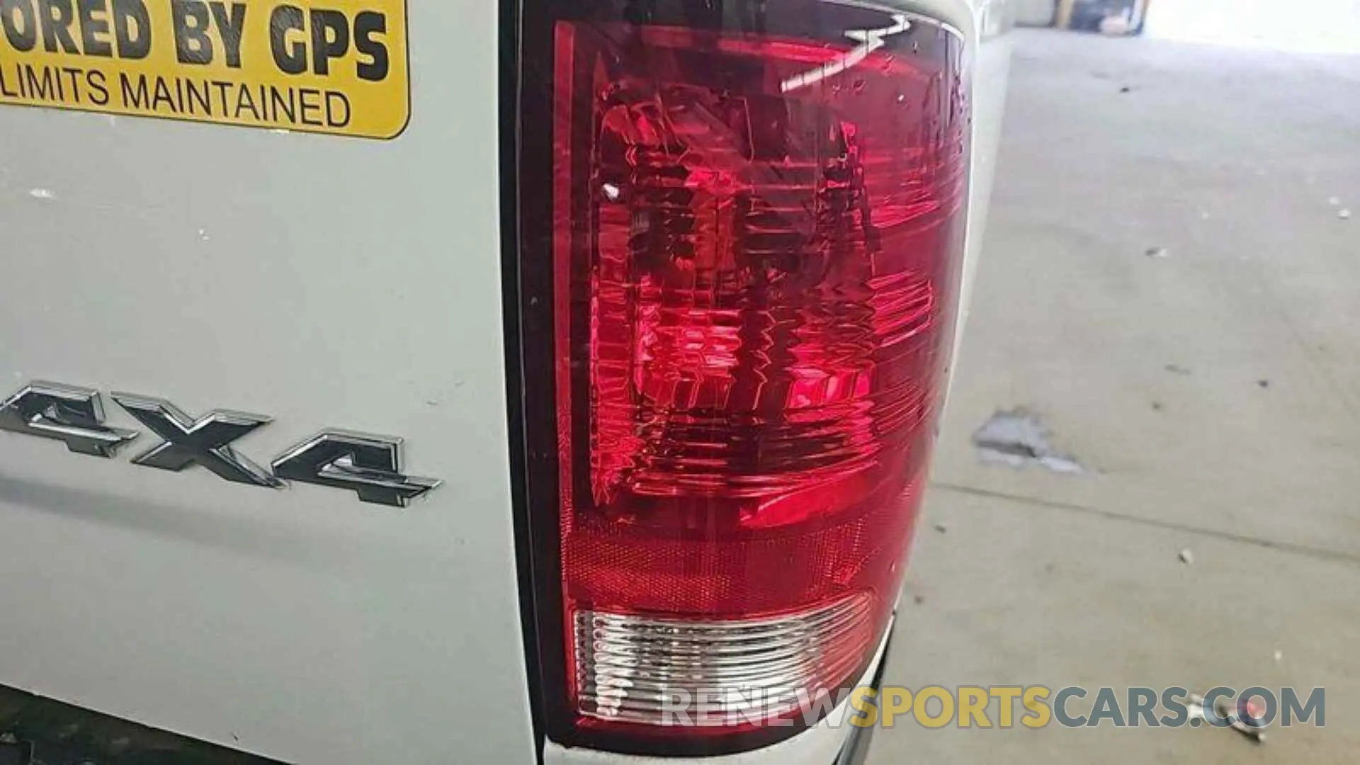 20 Photograph of a damaged car 1C6RR7FT1NS172483 RAM 1500 CLASSIC 2022