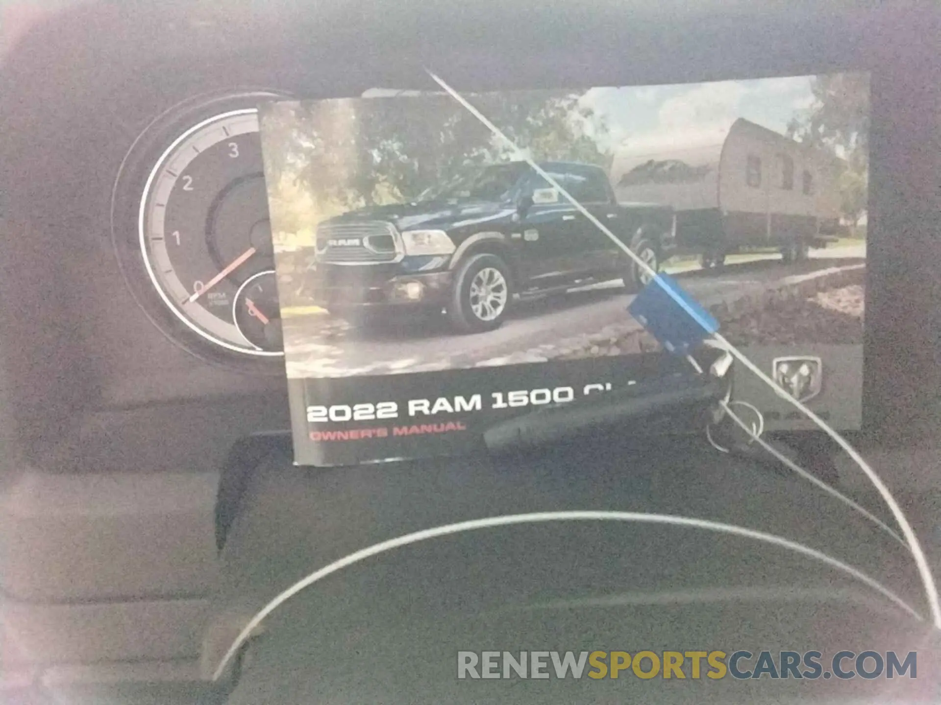 18 Photograph of a damaged car 1C6RR7FT1NS187128 RAM 1500 CLASSIC 2022