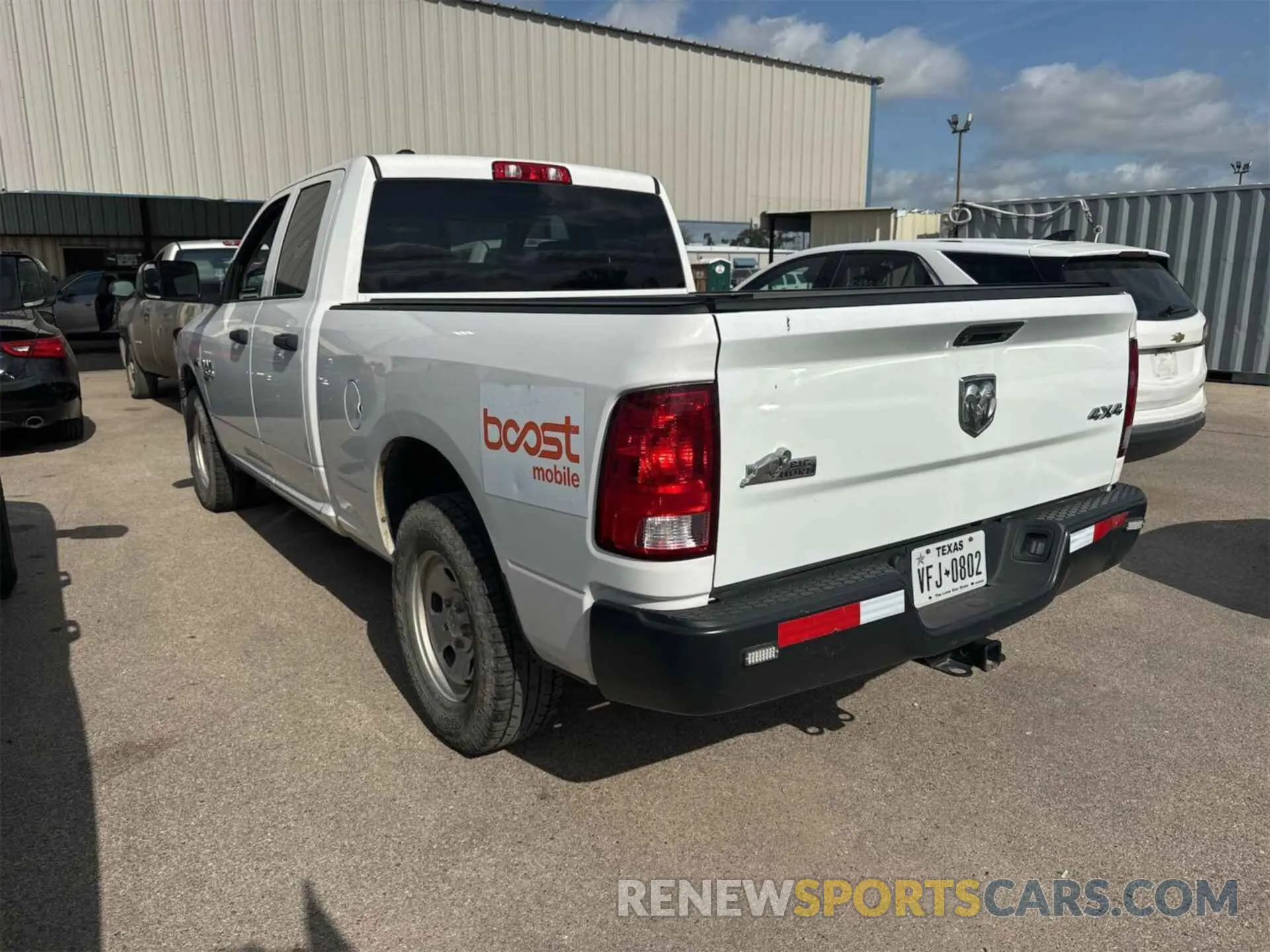 12 Photograph of a damaged car 1C6RR7FT3NS187129 RAM 1500 CLASSIC 2022