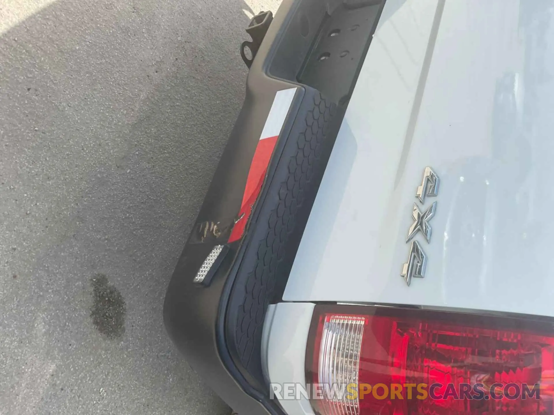 19 Photograph of a damaged car 1C6RR7FT3NS187129 RAM 1500 CLASSIC 2022
