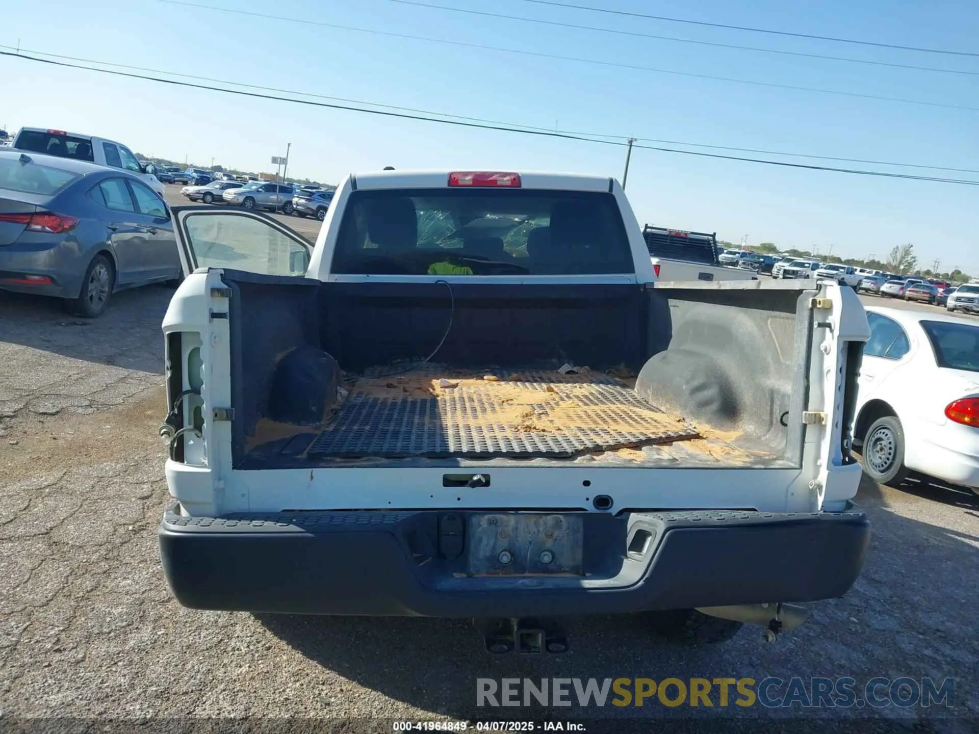 16 Photograph of a damaged car 1C6RR7FT3NS197403 RAM 1500 CLASSIC 2022