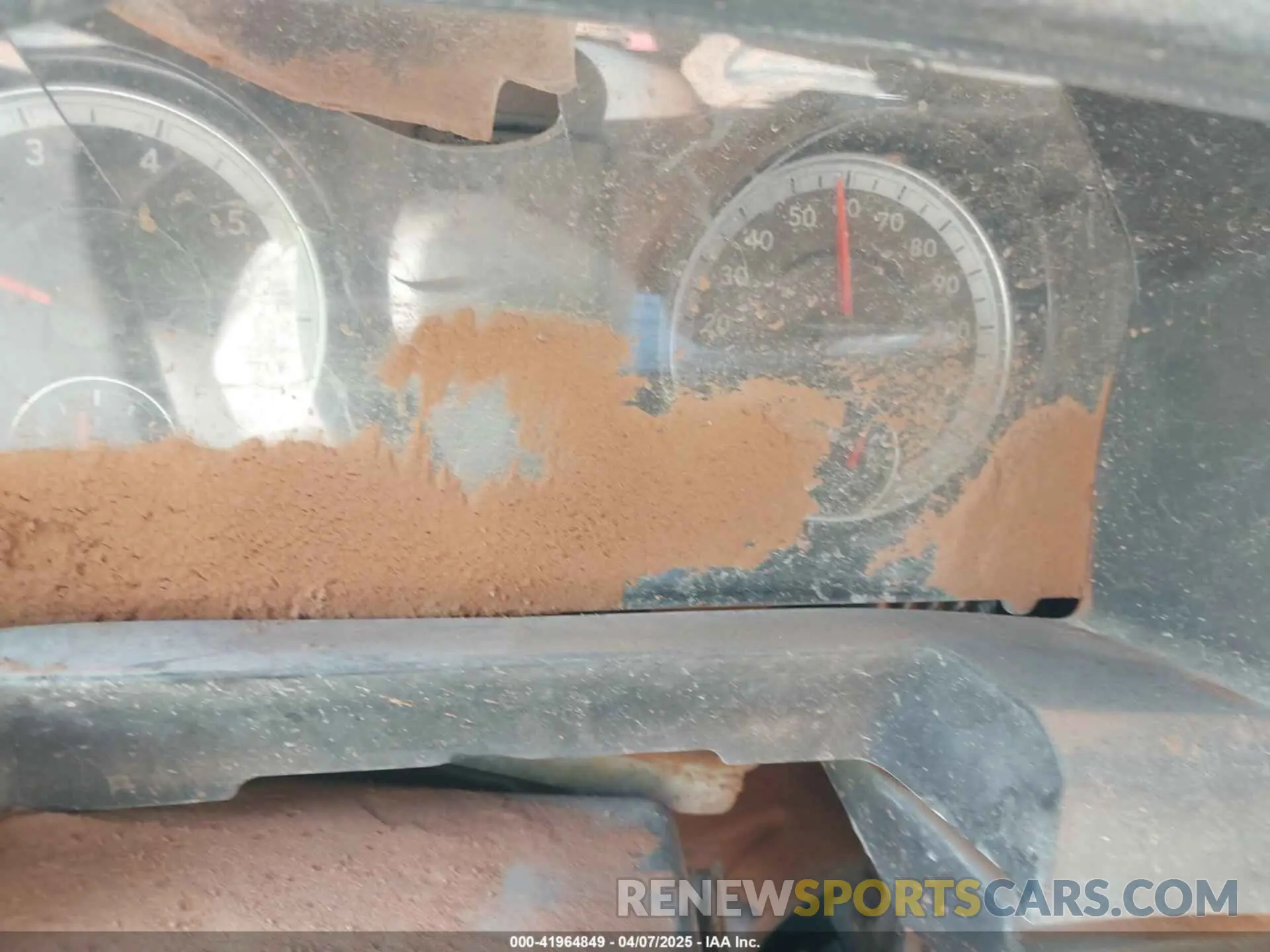 7 Photograph of a damaged car 1C6RR7FT3NS197403 RAM 1500 CLASSIC 2022
