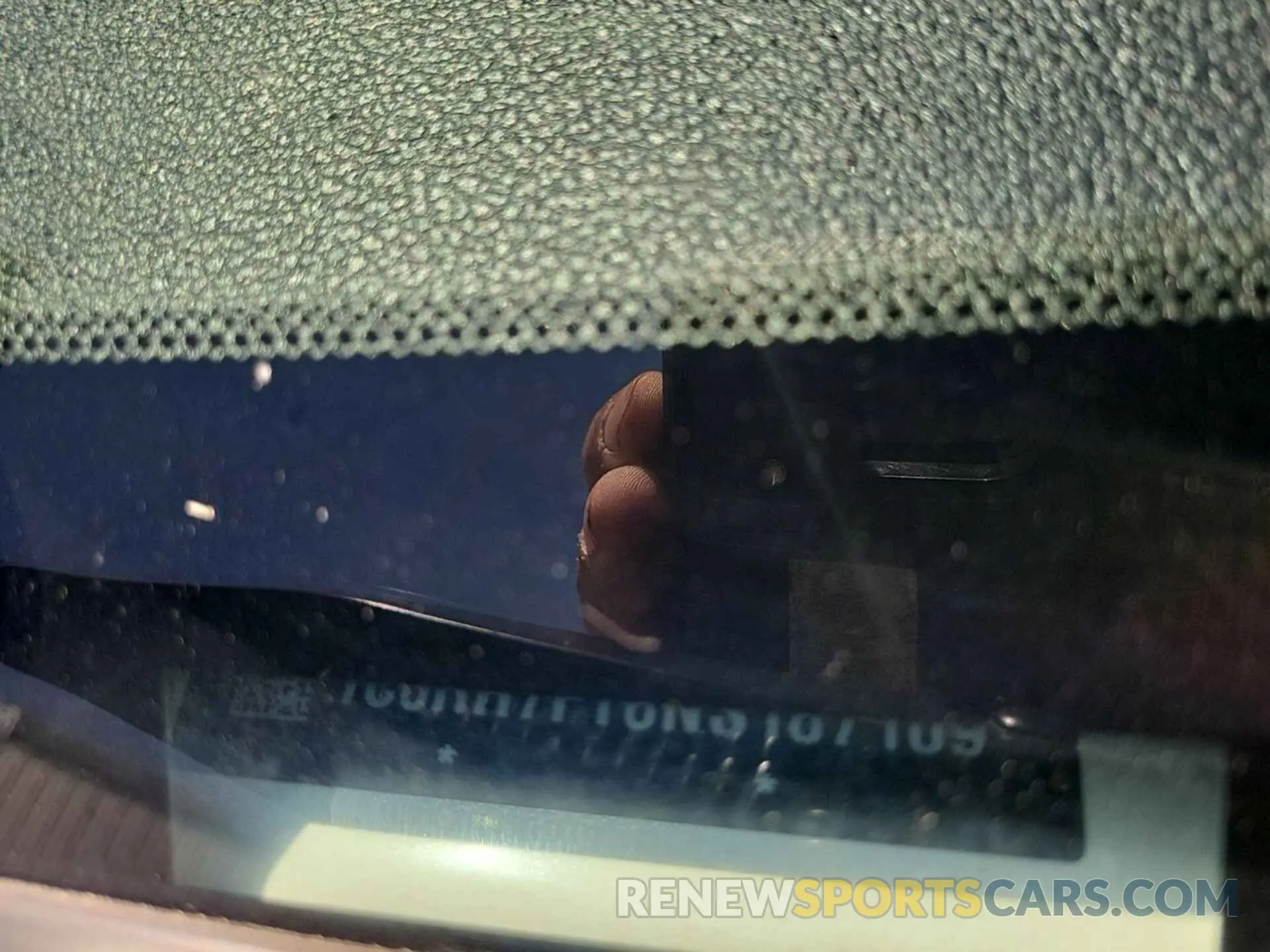 1 Photograph of a damaged car 1C6RR7FT8NS187109 RAM 1500 CLASSIC 2022