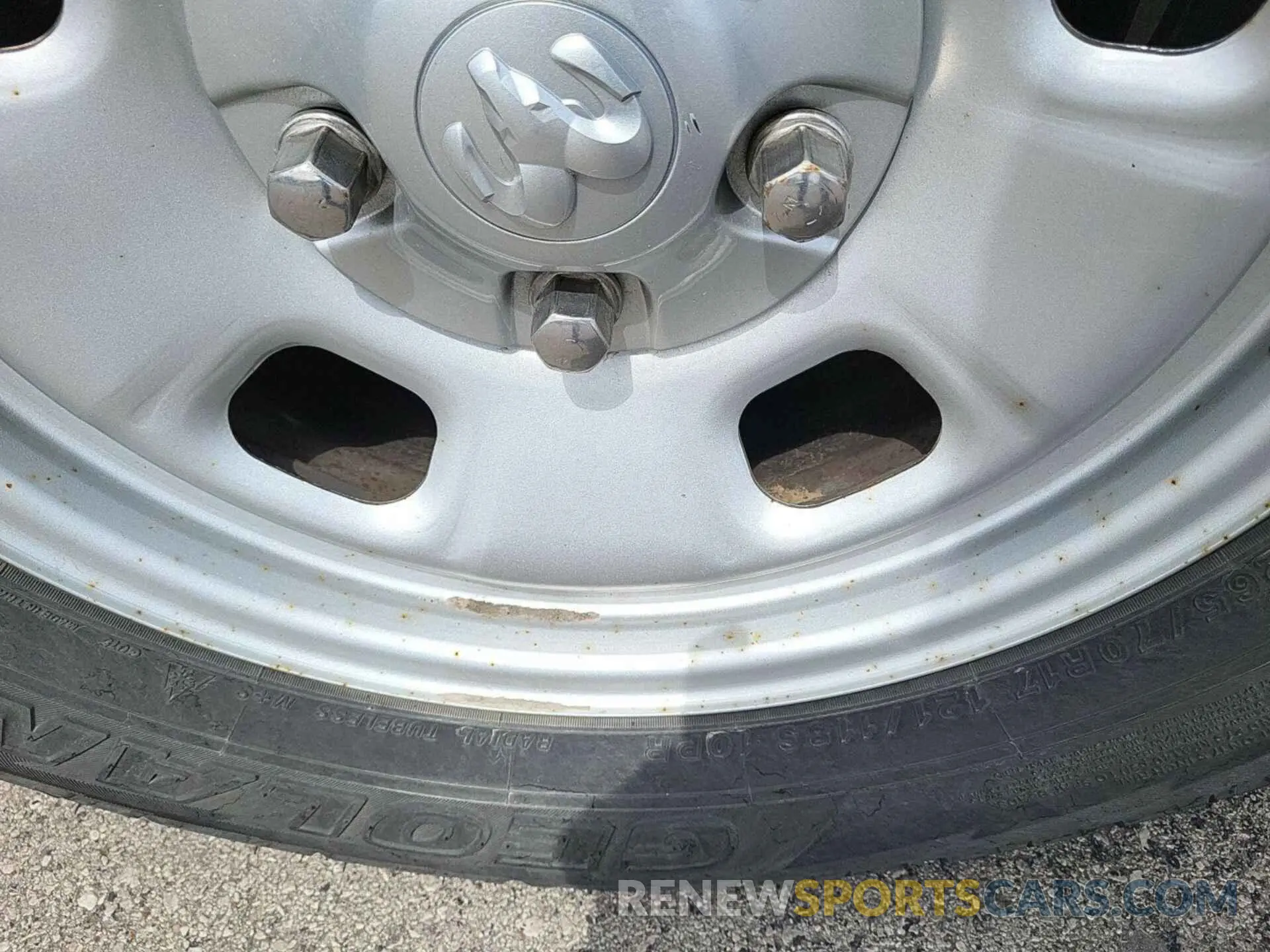 28 Photograph of a damaged car 1C6RR7FT8NS187109 RAM 1500 CLASSIC 2022