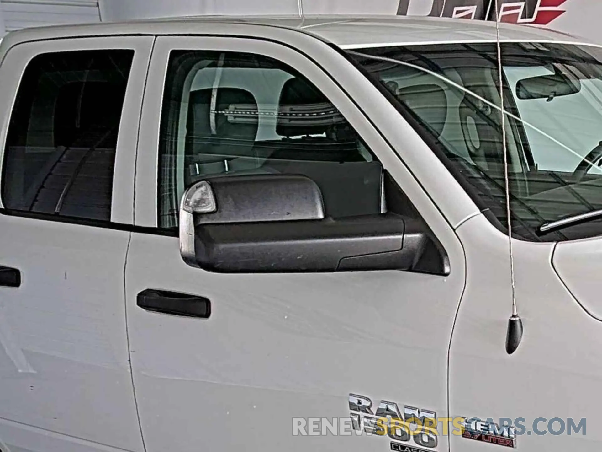 19 Photograph of a damaged car 1C6RR7FT9NS172473 RAM 1500 CLASSIC 2022