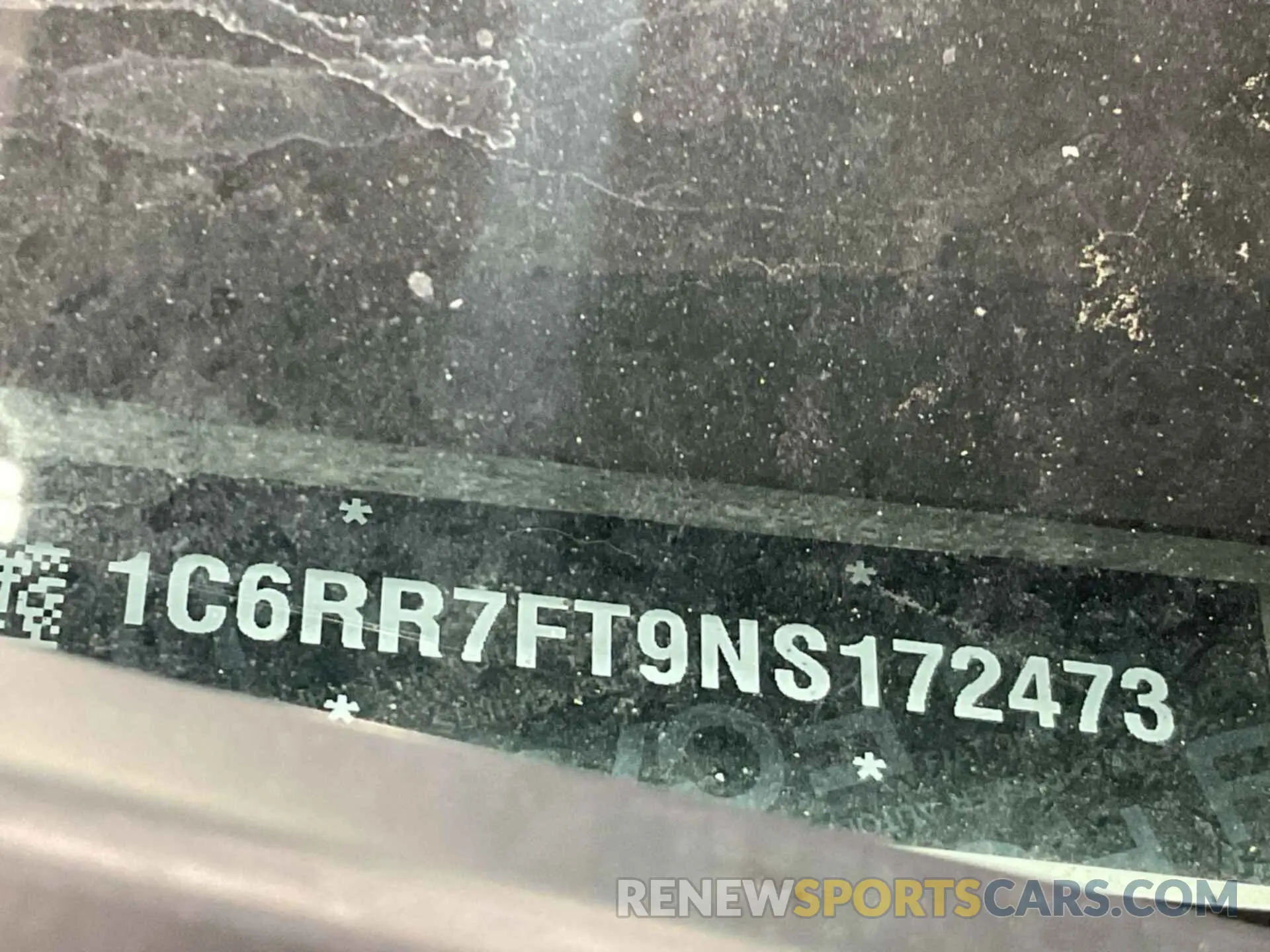 32 Photograph of a damaged car 1C6RR7FT9NS172473 RAM 1500 CLASSIC 2022