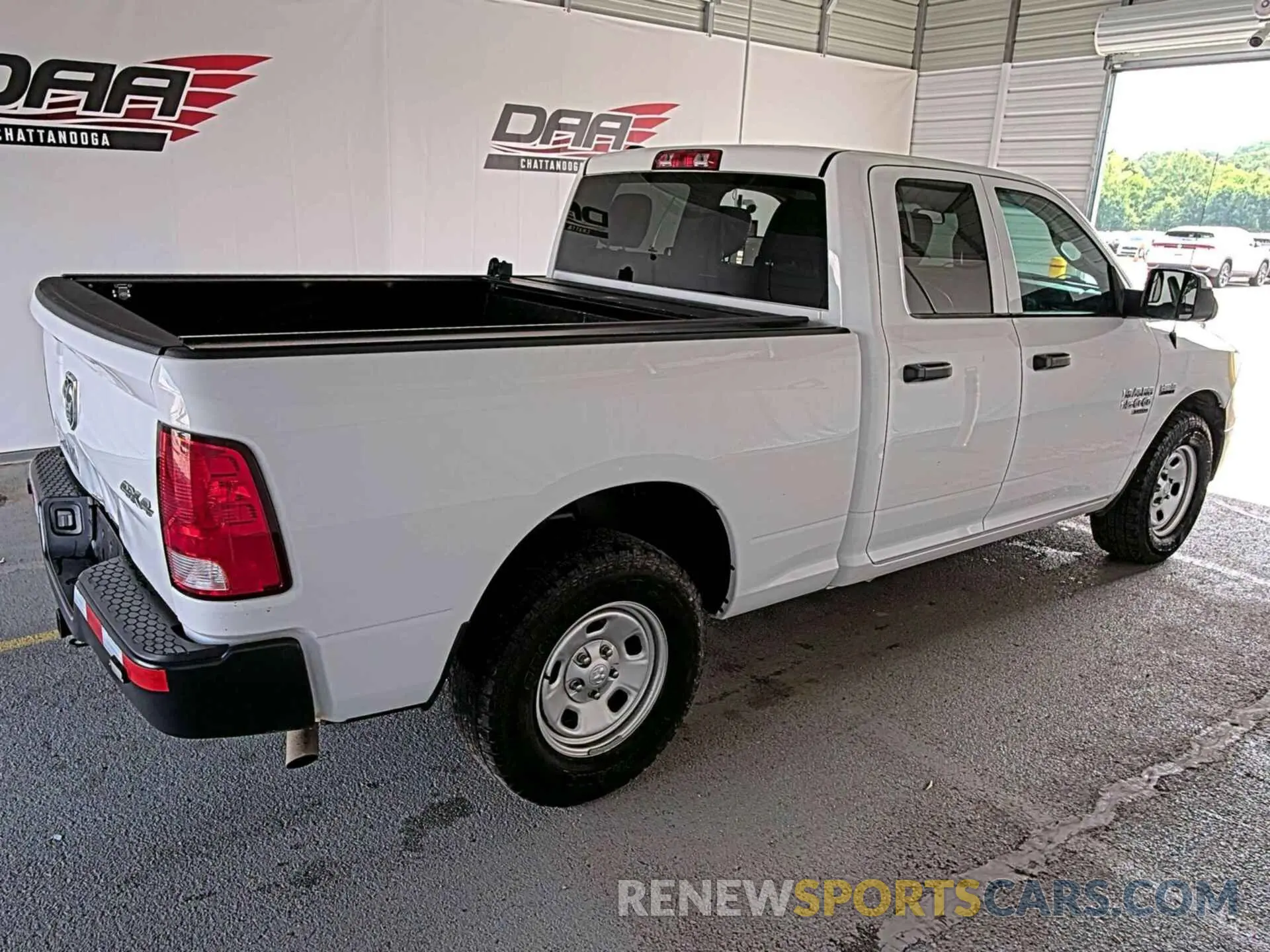 39 Photograph of a damaged car 1C6RR7FT9NS172473 RAM 1500 CLASSIC 2022