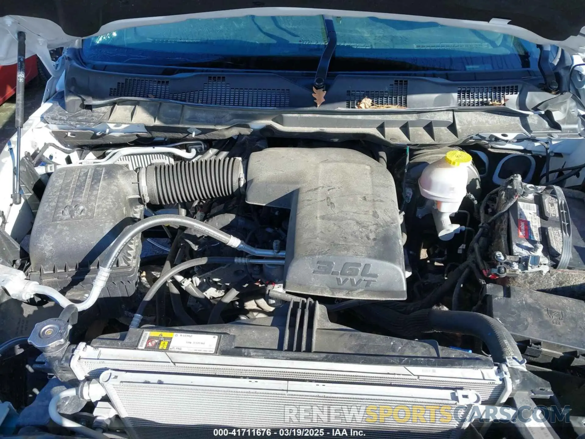 10 Photograph of a damaged car 1C6RR7GG8NS122018 RAM 1500 CLASSIC 2022