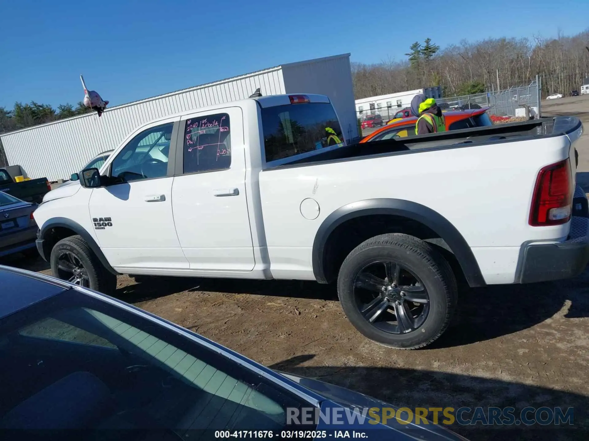 15 Photograph of a damaged car 1C6RR7GG8NS122018 RAM 1500 CLASSIC 2022