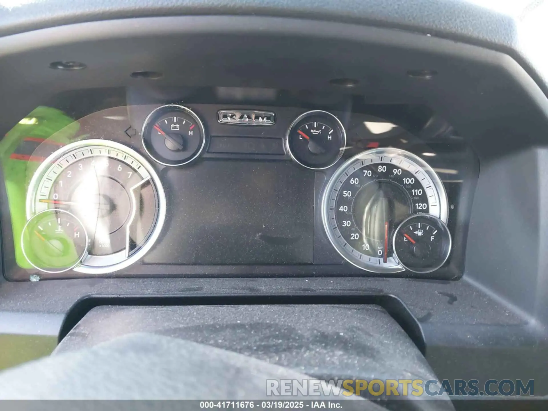 7 Photograph of a damaged car 1C6RR7GG8NS122018 RAM 1500 CLASSIC 2022