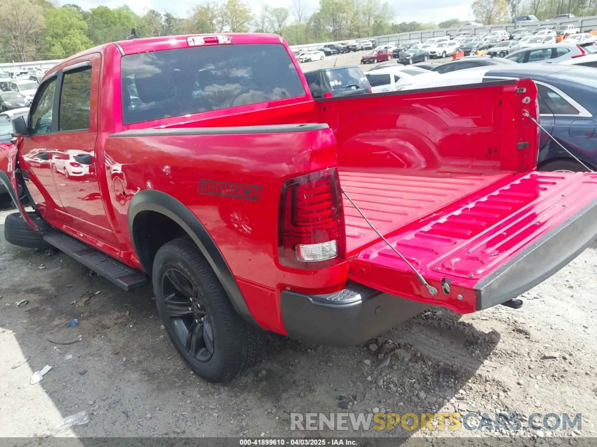 3 Photograph of a damaged car 1C6RR7LG2NS214571 RAM 1500 CLASSIC 2022
