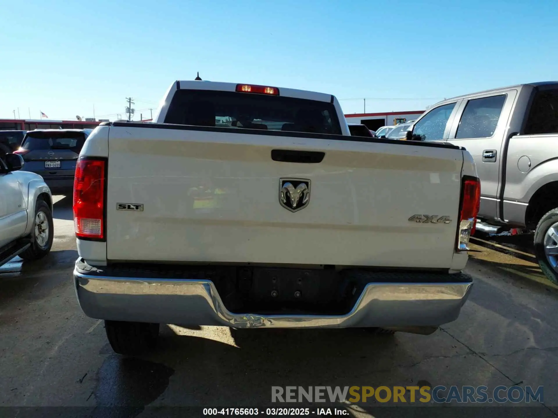 16 Photograph of a damaged car 1C6RR7LG6NS161986 RAM 1500 CLASSIC 2022