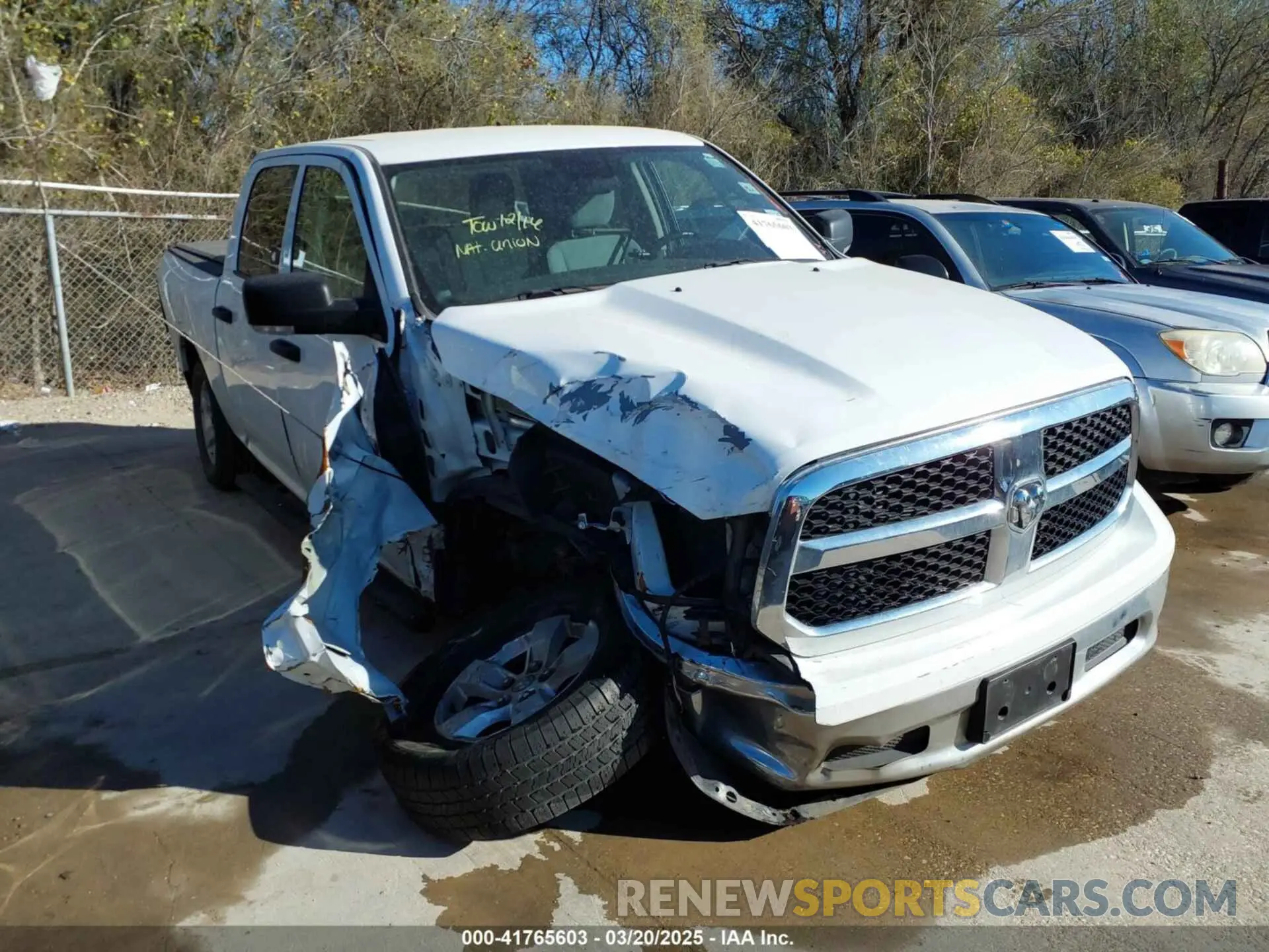 6 Photograph of a damaged car 1C6RR7LG6NS161986 RAM 1500 CLASSIC 2022