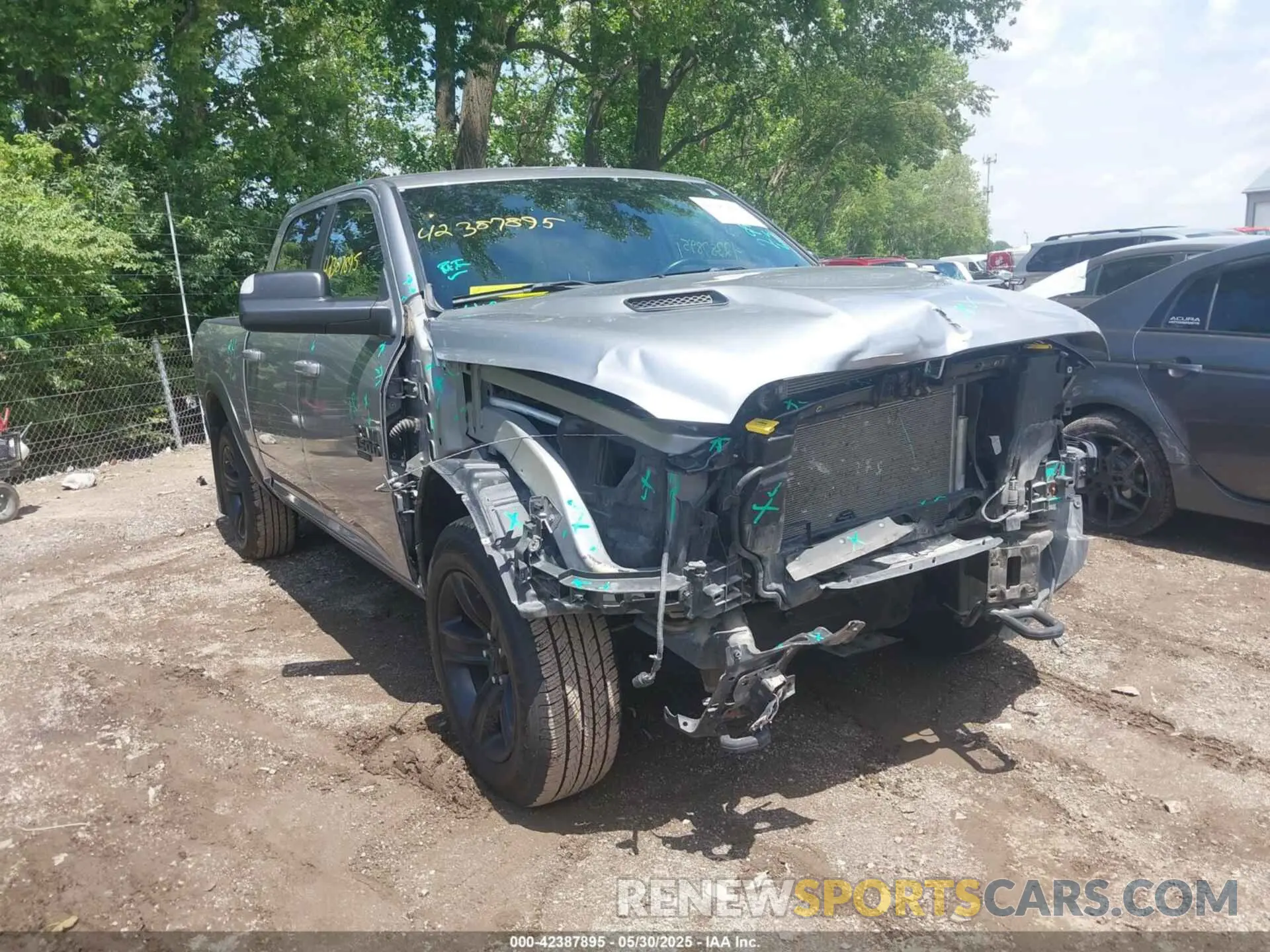 1 Photograph of a damaged car 1C6RR7LT0NS120637 RAM 1500 CLASSIC 2022