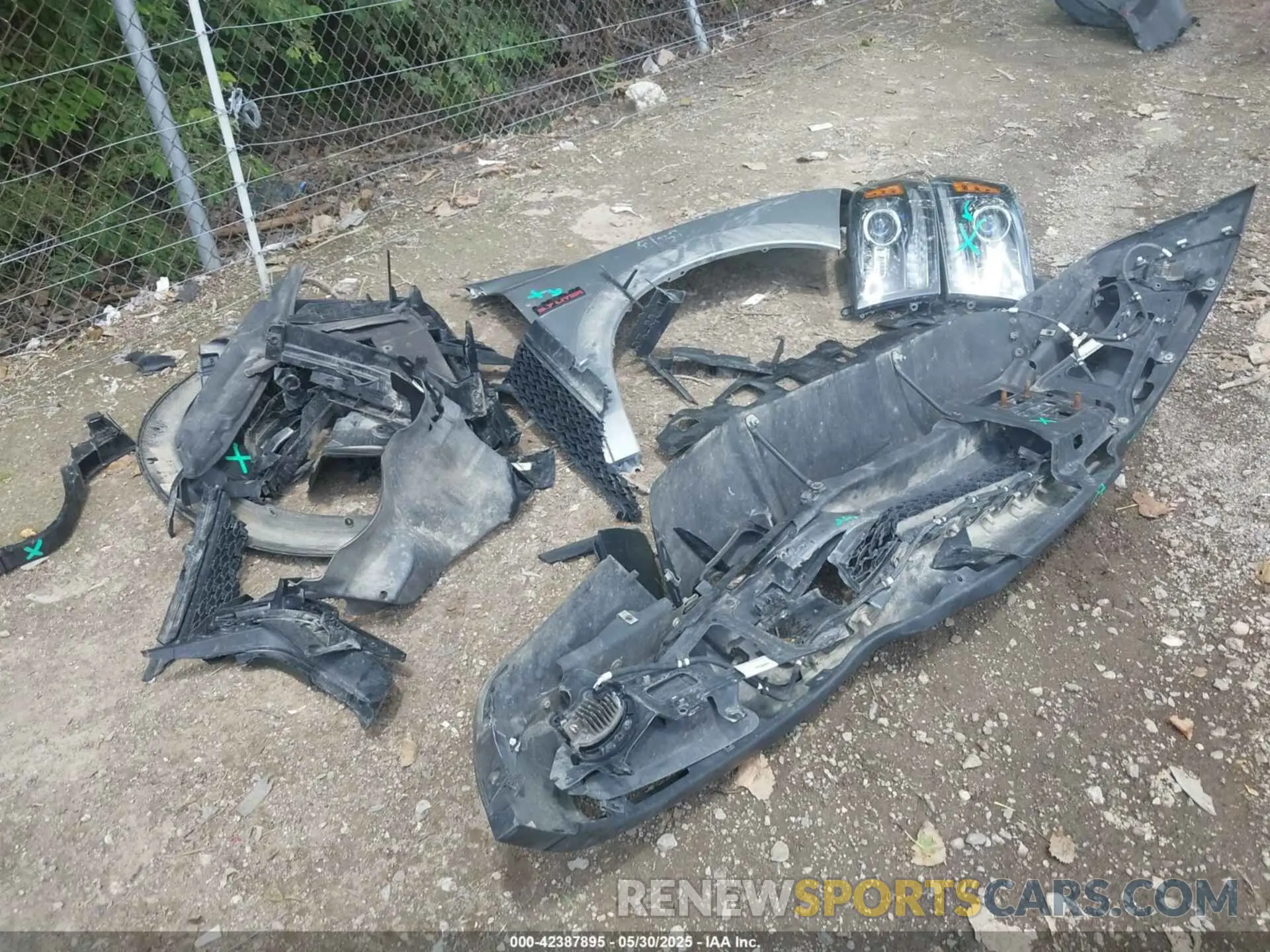 12 Photograph of a damaged car 1C6RR7LT0NS120637 RAM 1500 CLASSIC 2022