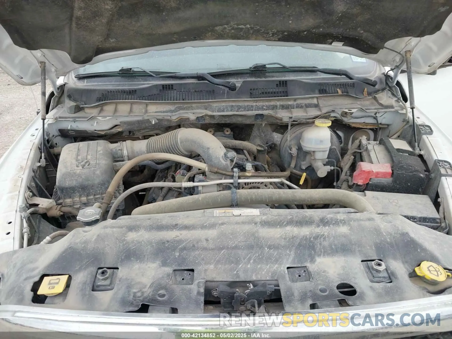 10 Photograph of a damaged car 1C6RR7ST6NS153840 RAM 1500 CLASSIC 2022