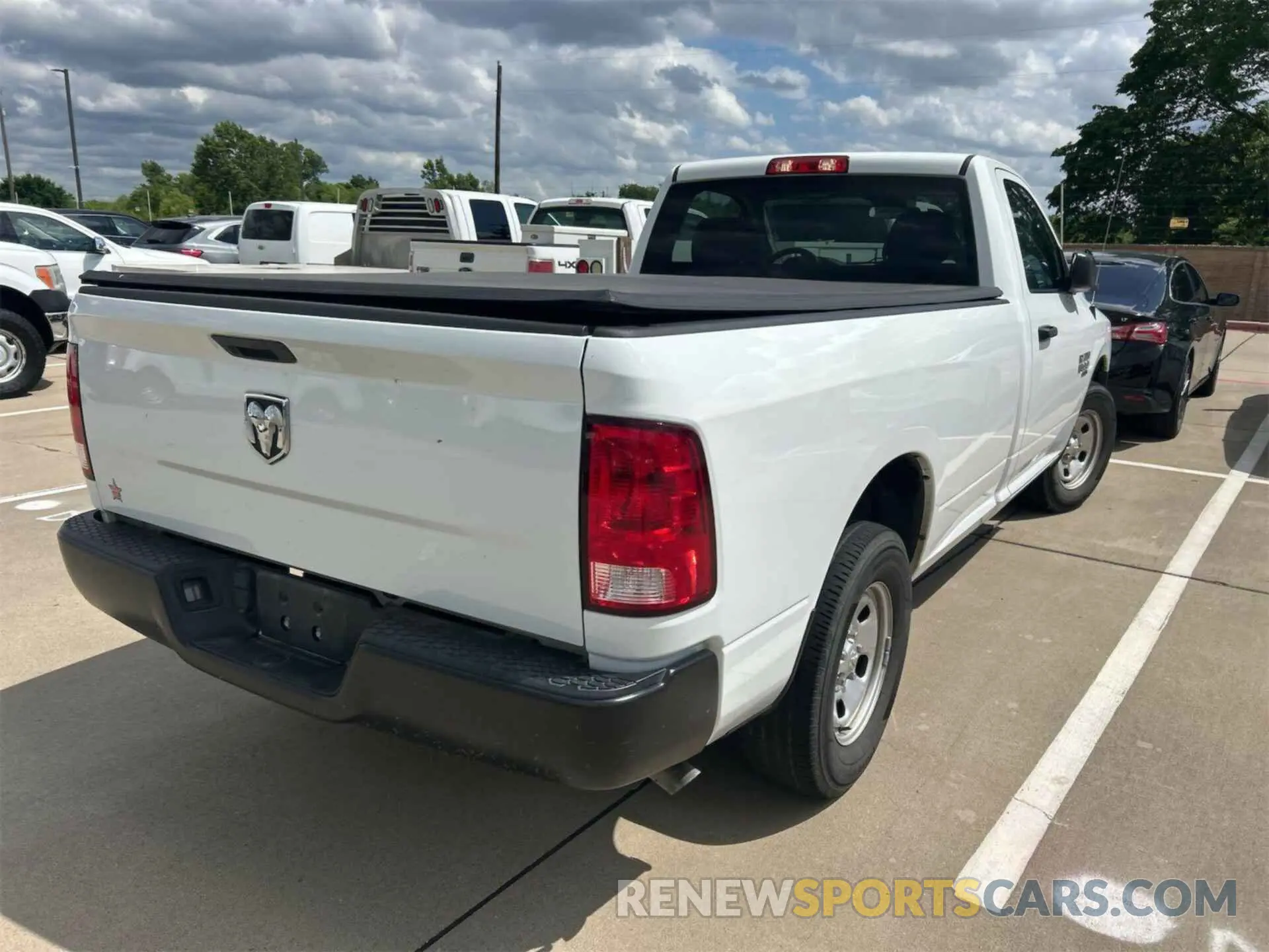 15 Photograph of a damaged car 3C6JR6DG7NG429229 RAM 1500 CLASSIC 2022
