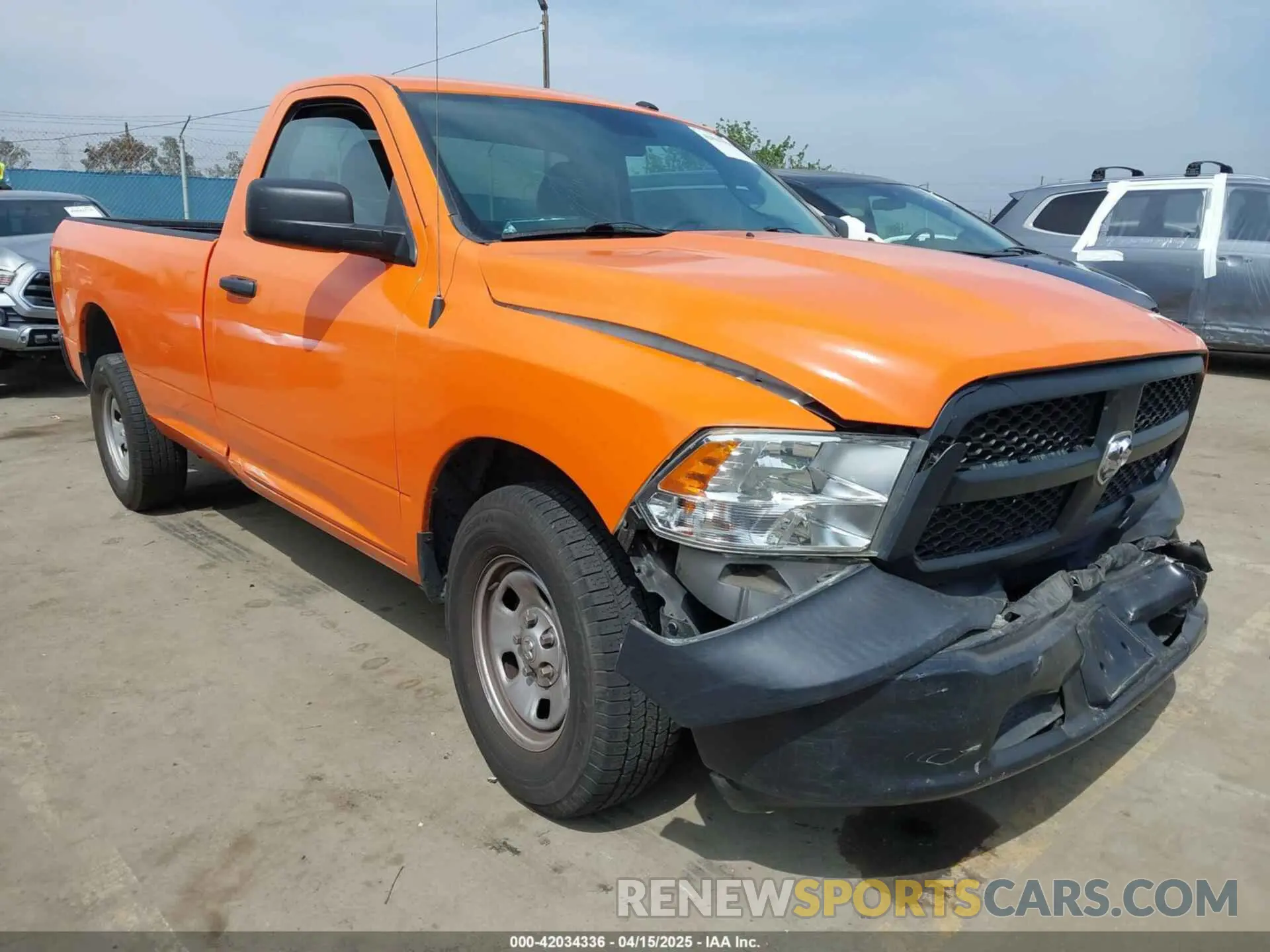 1 Photograph of a damaged car 3C6JR6DG9NG172204 RAM 1500 CLASSIC 2022