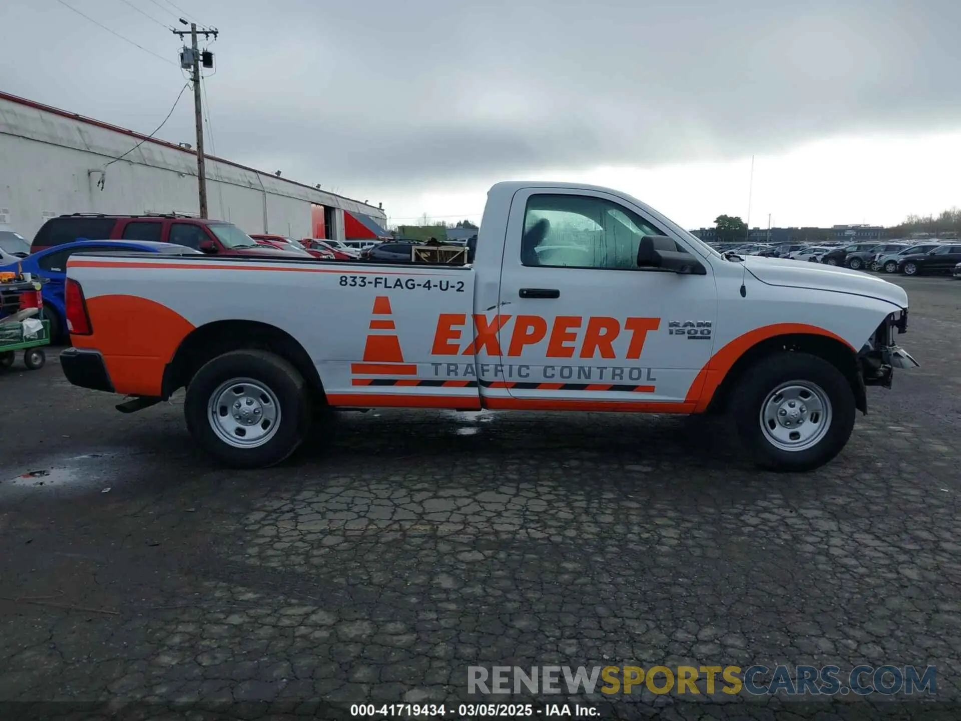 14 Photograph of a damaged car 3C6JR7DG3NG332356 RAM 1500 CLASSIC 2022