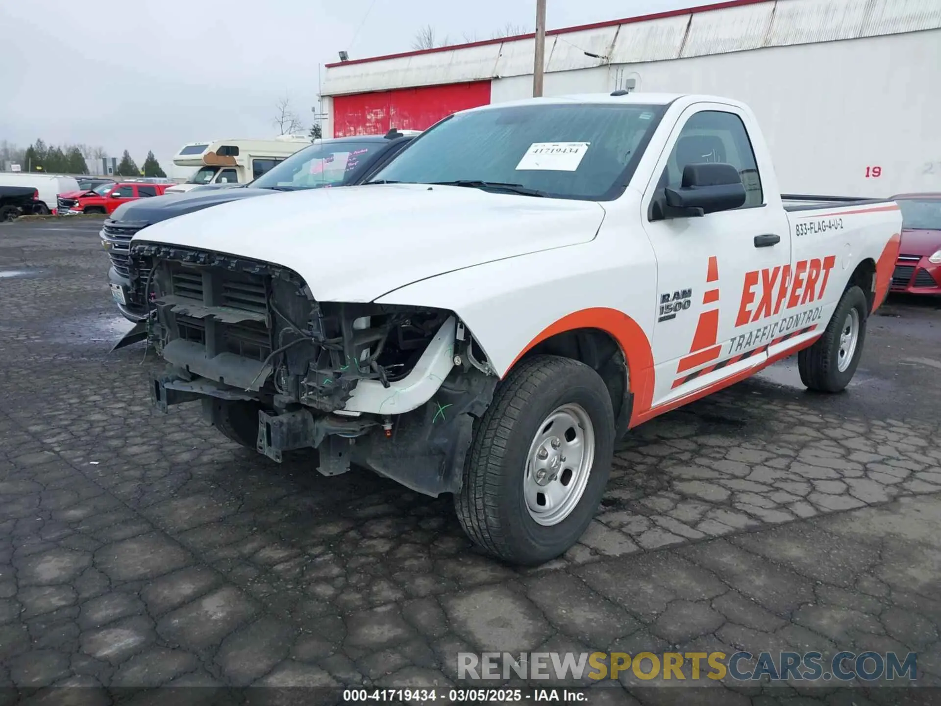 2 Photograph of a damaged car 3C6JR7DG3NG332356 RAM 1500 CLASSIC 2022