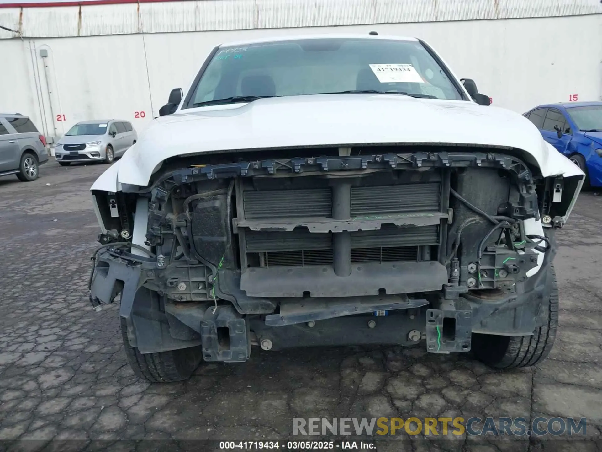 6 Photograph of a damaged car 3C6JR7DG3NG332356 RAM 1500 CLASSIC 2022