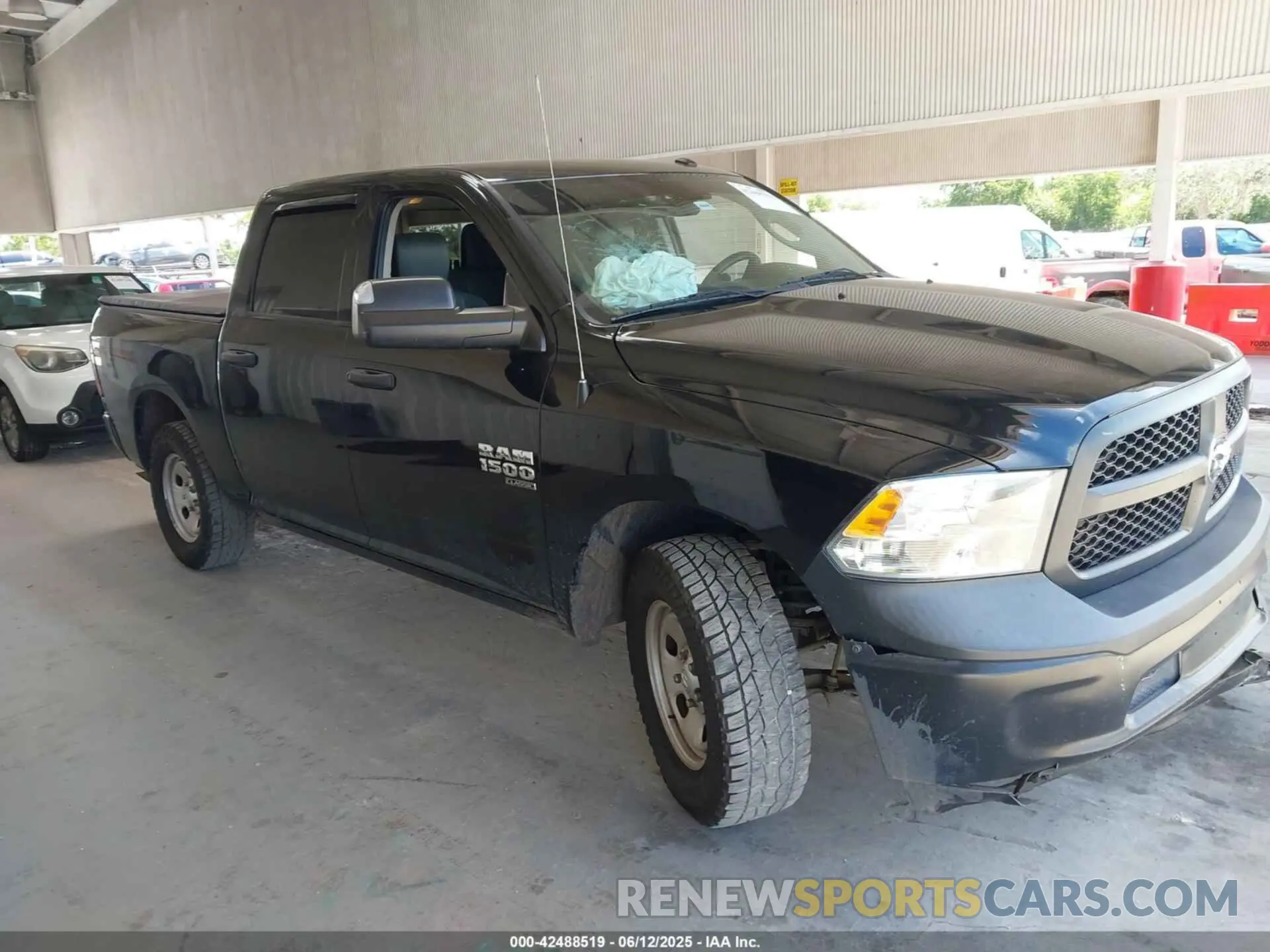 1 Photograph of a damaged car 3C6RR7KG7NG173850 RAM 1500 CLASSIC 2022