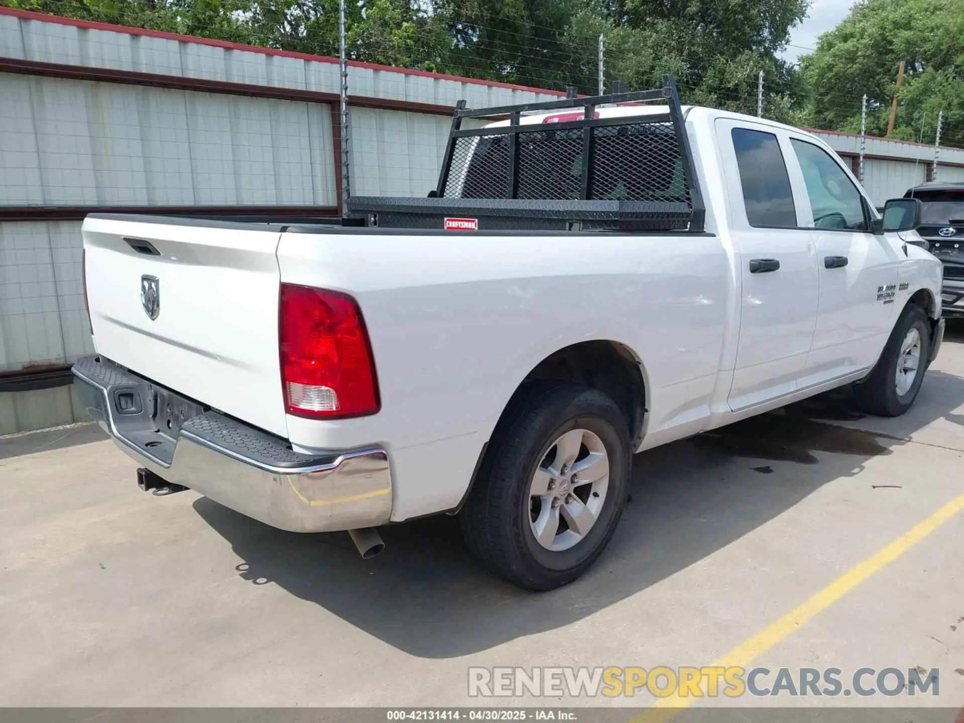 4 Photograph of a damaged car 1C6RR6FT4PS520077 RAM 1500 CLASSIC 2023