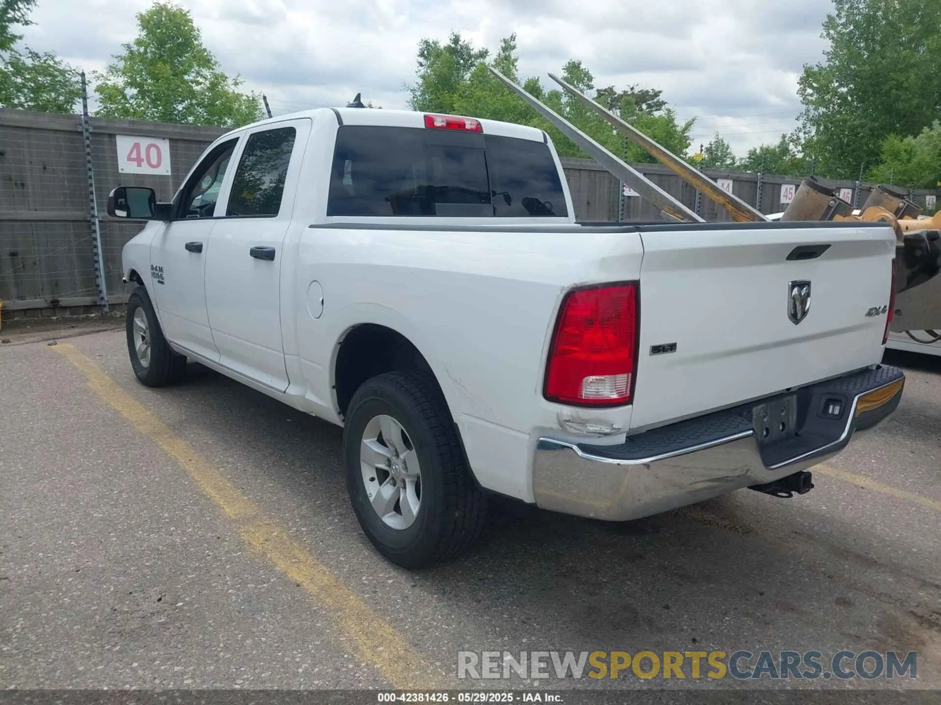 3 Photograph of a damaged car 1C6RR7LG5PS566238 RAM 1500 CLASSIC 2023