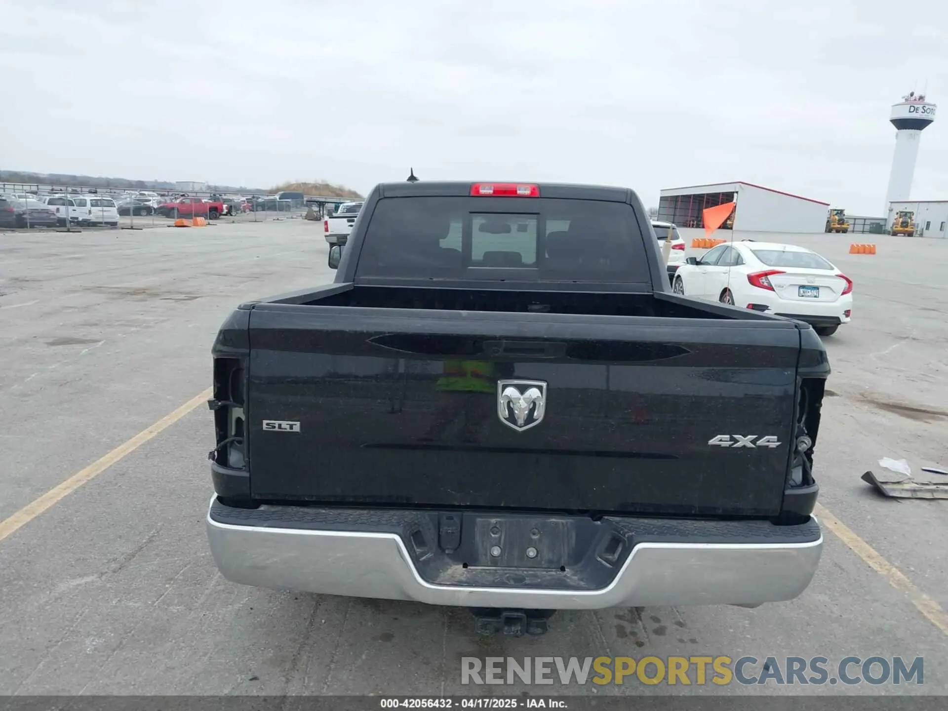 20 Photograph of a damaged car 1C6RR7LG9PS551886 RAM 1500 CLASSIC 2023
