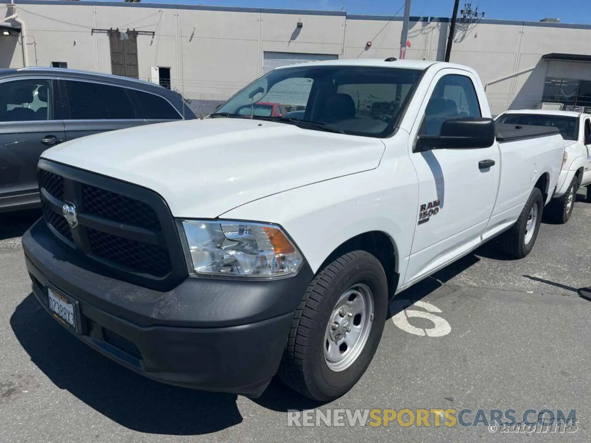 8 Photograph of a damaged car 3C6JR6DG1PG655141 RAM 1500 CLASSIC 2023