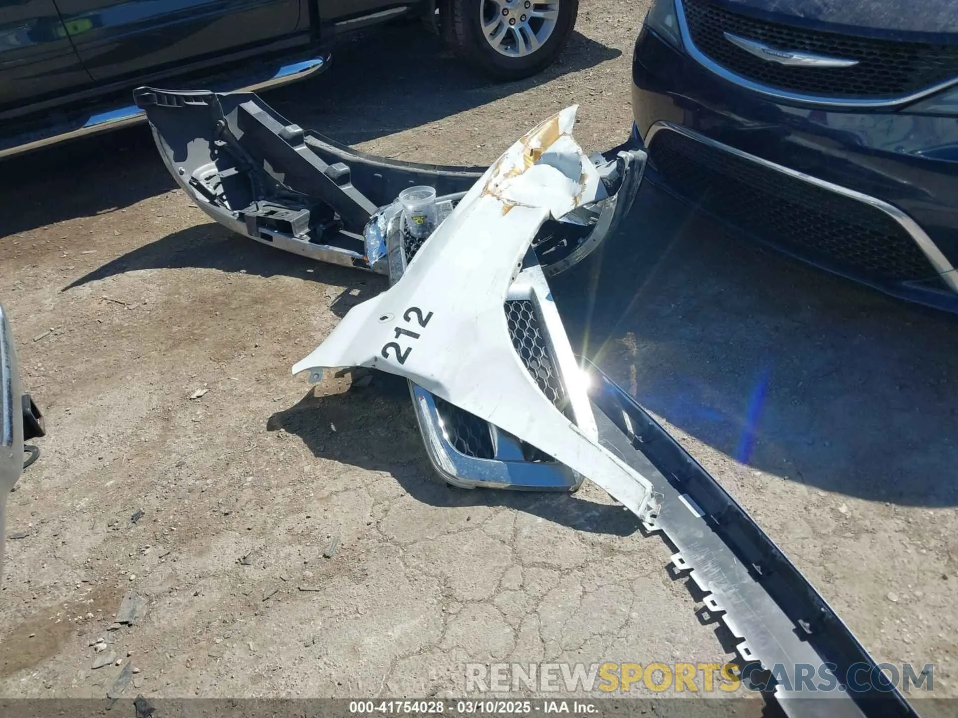 12 Photograph of a damaged car 3C6JR6DG5PG550876 RAM 1500 CLASSIC 2023