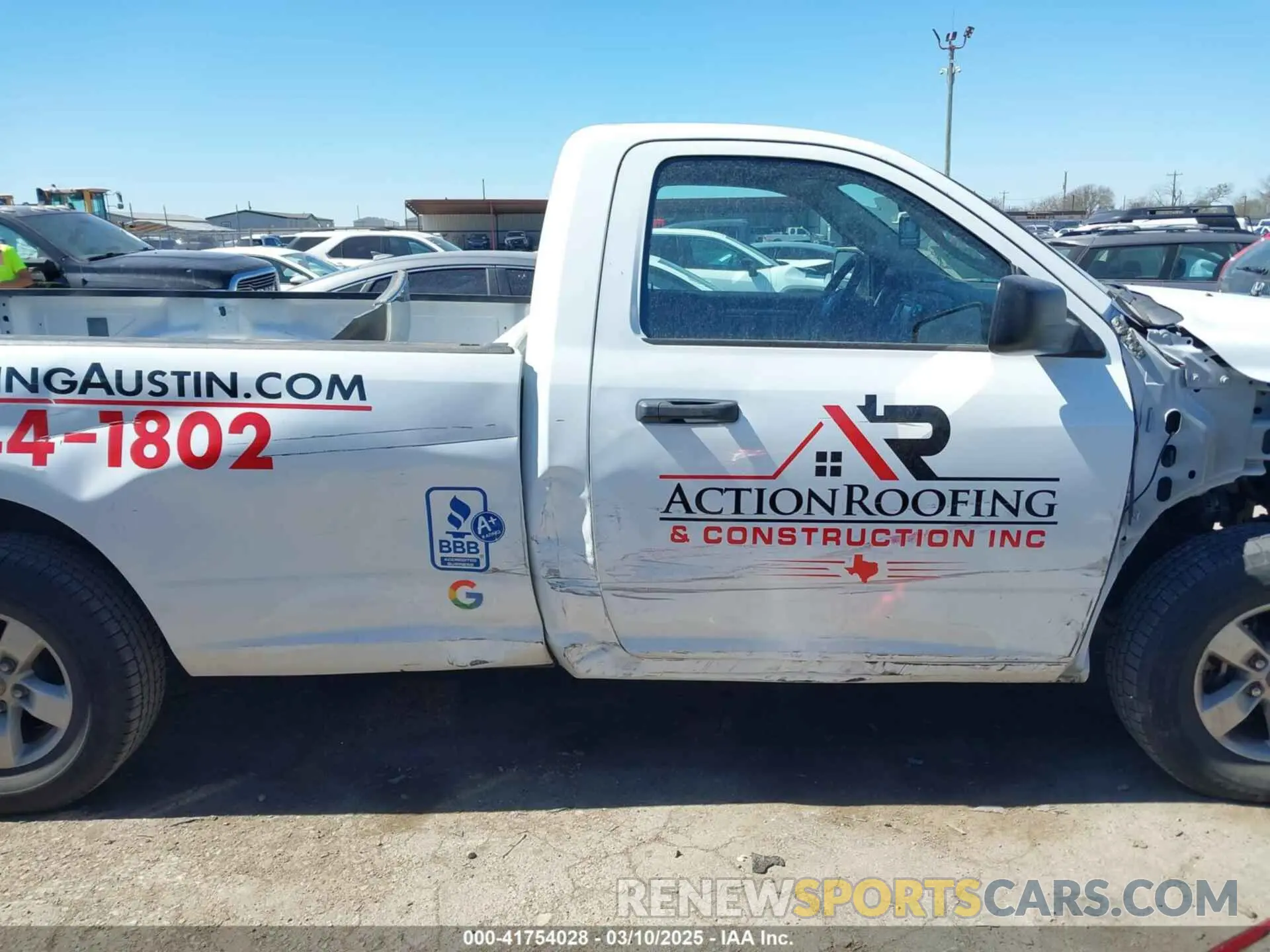 14 Photograph of a damaged car 3C6JR6DG5PG550876 RAM 1500 CLASSIC 2023