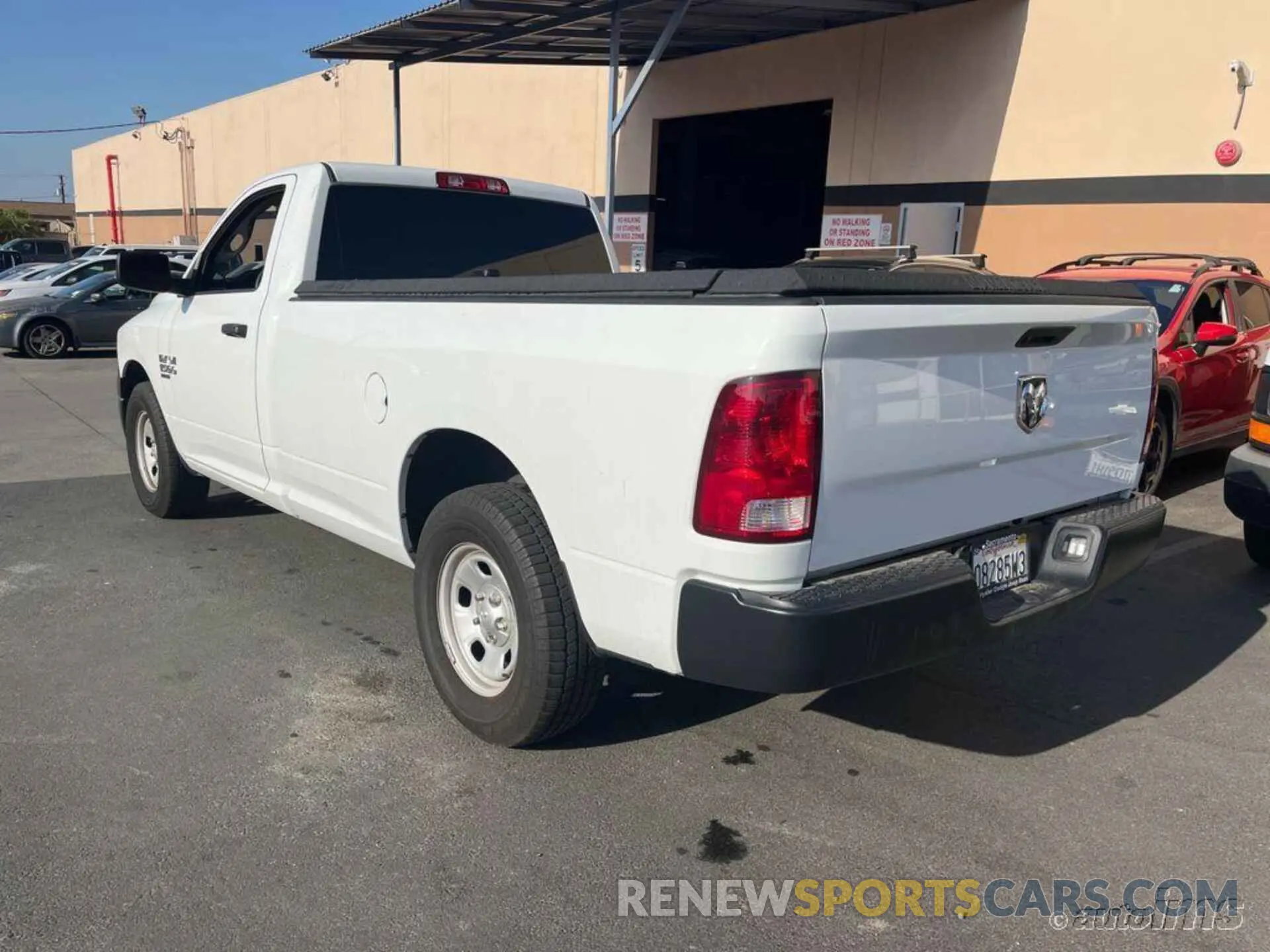 8 Photograph of a damaged car 3C6JR6DG5PG655255 RAM 1500 CLASSIC 2023